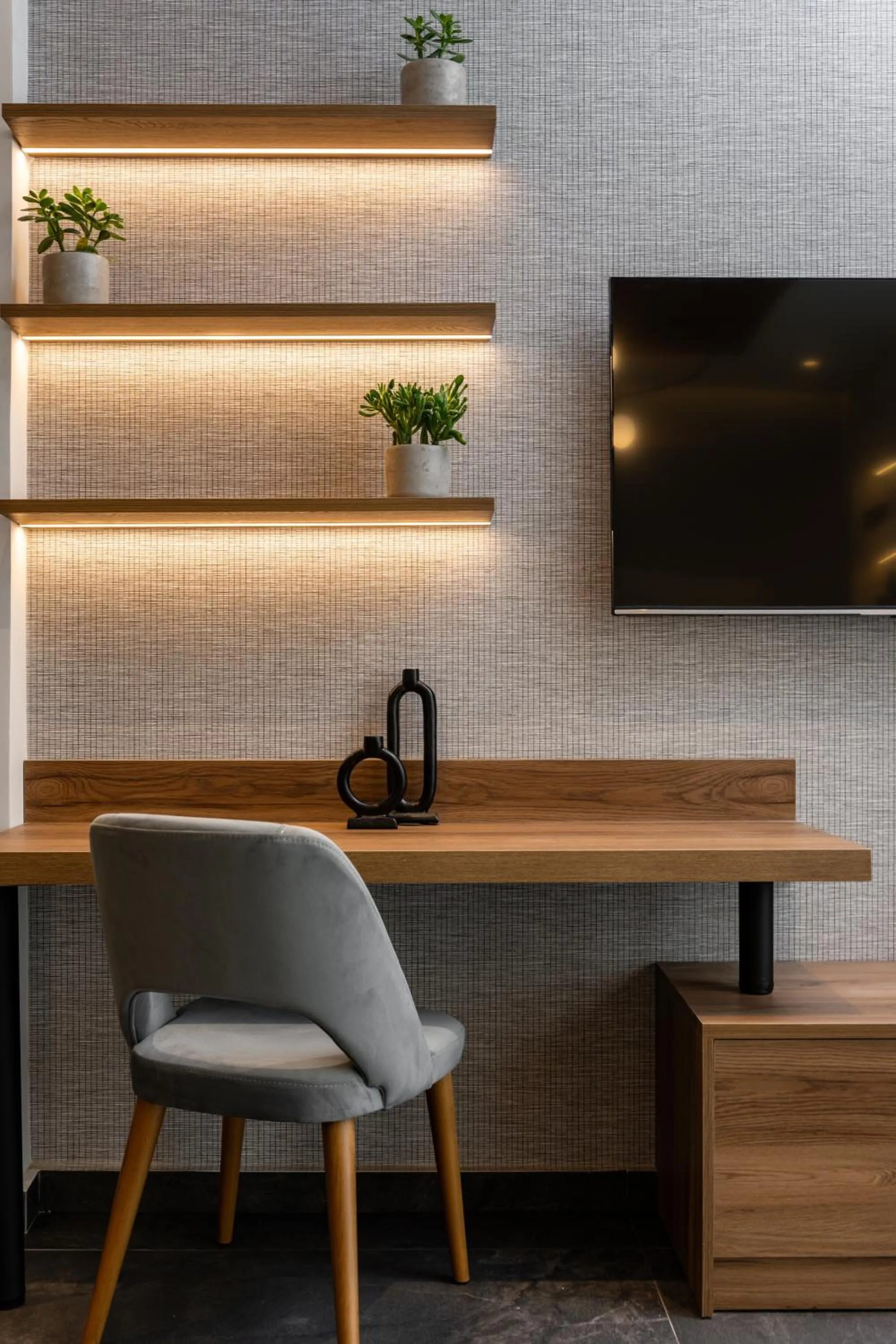 hair dresser in Omikron Luxury Residences by Semavί