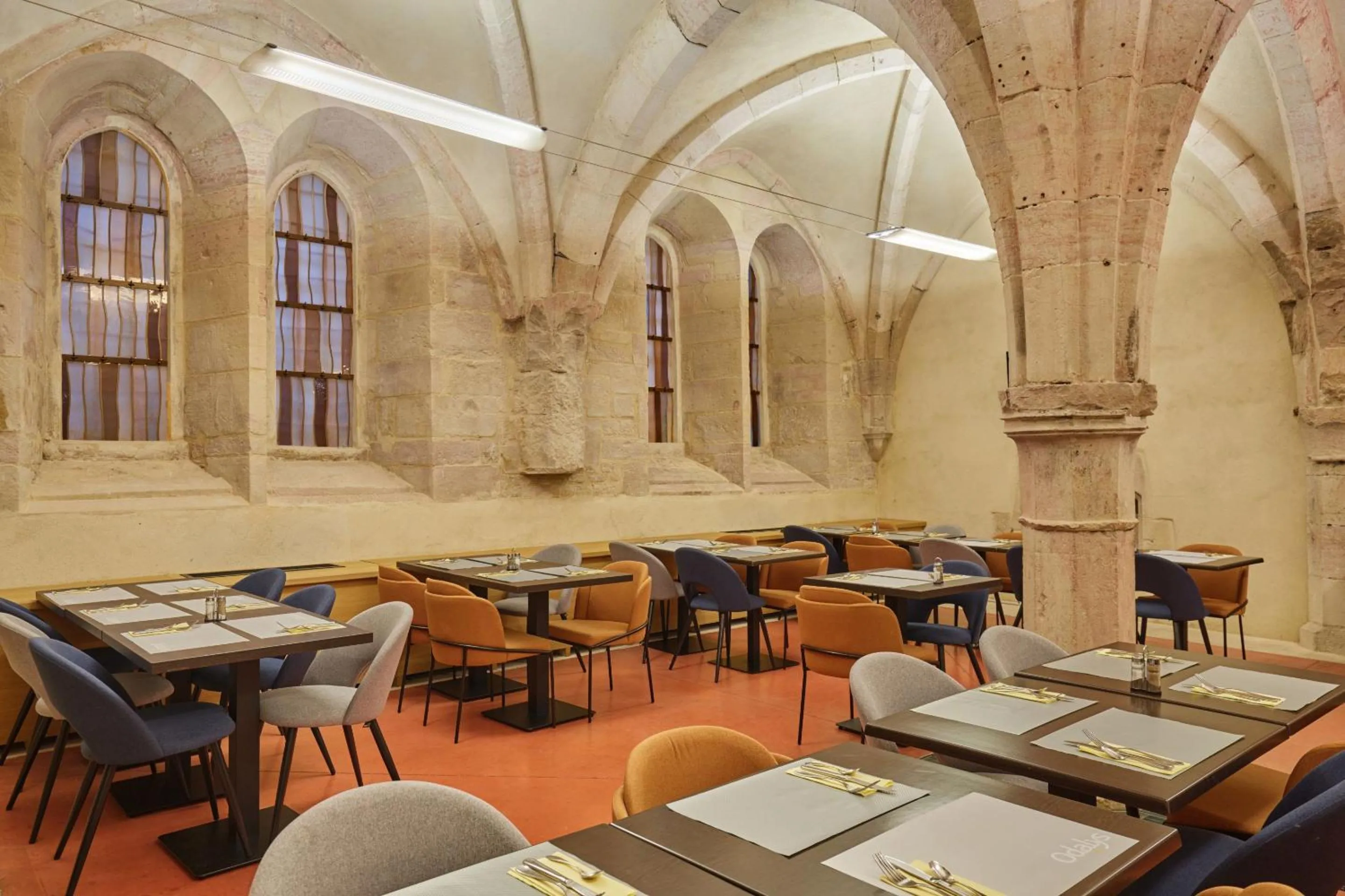 Restaurant/places to eat in Appart'hôtel Odalys City - Dijon Centre Les Cordeliers