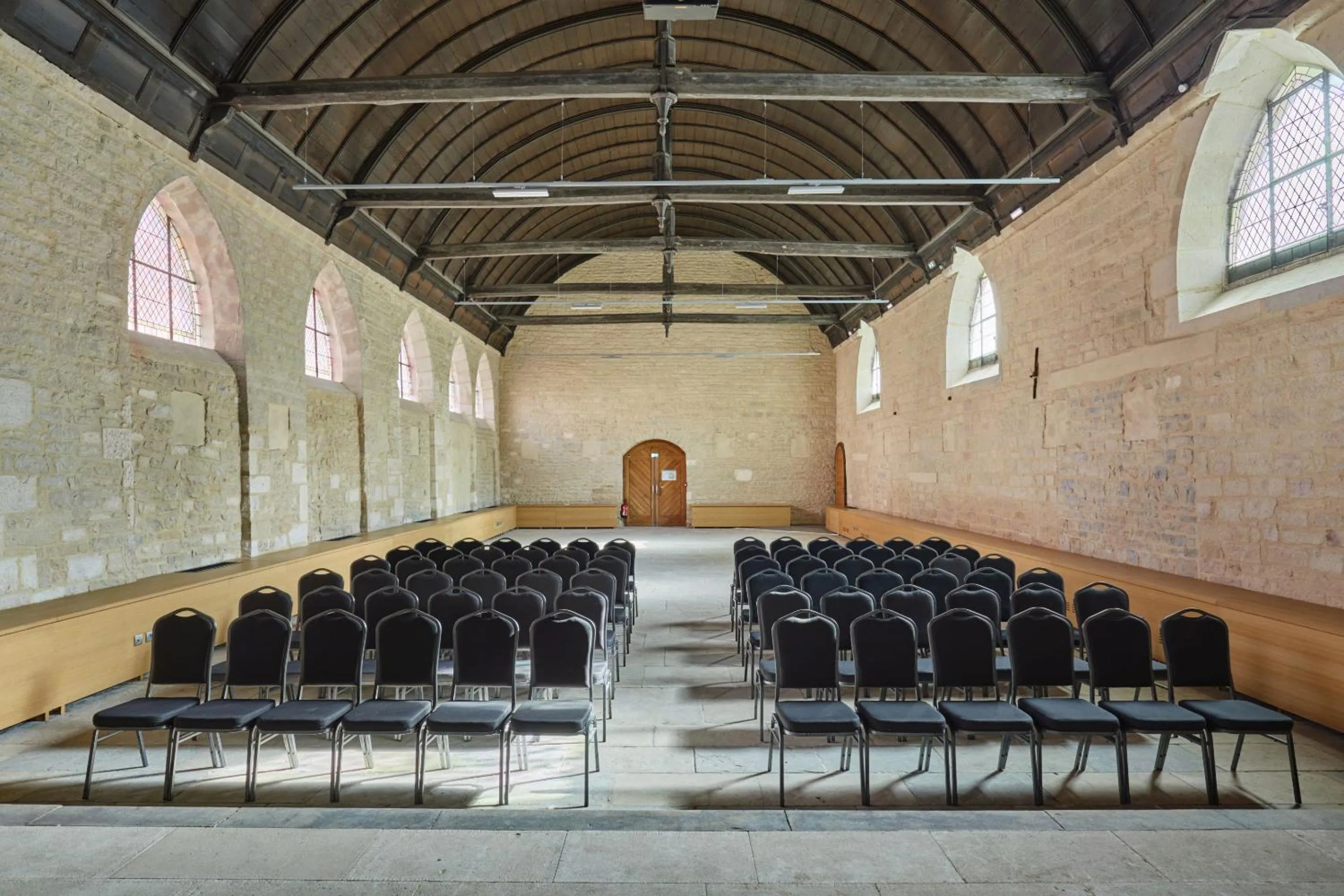 Meeting/conference room in Appart'hôtel Odalys City - Dijon Centre Les Cordeliers
