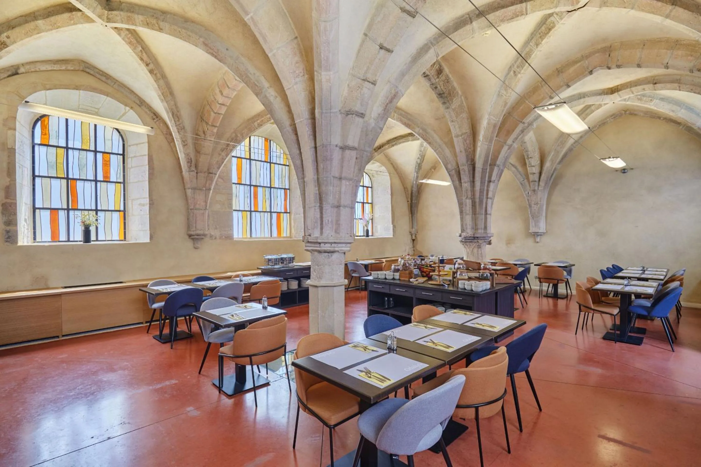 Restaurant/places to eat in Appart'hôtel Odalys City - Dijon Centre Les Cordeliers