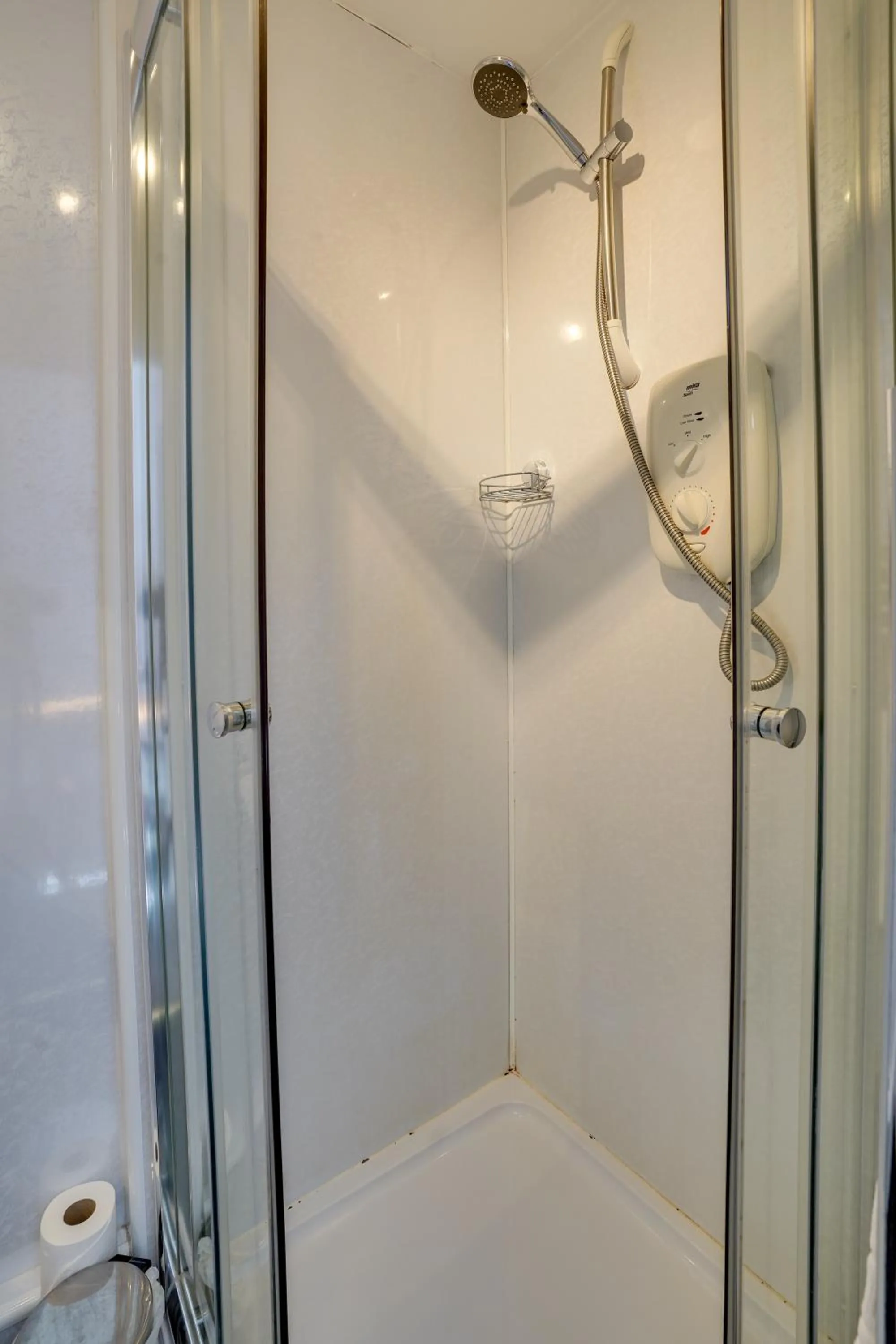 Shower in The County Hotel - Self Check-In, Ultra Fast WI-FI, Free Parking, Central Location