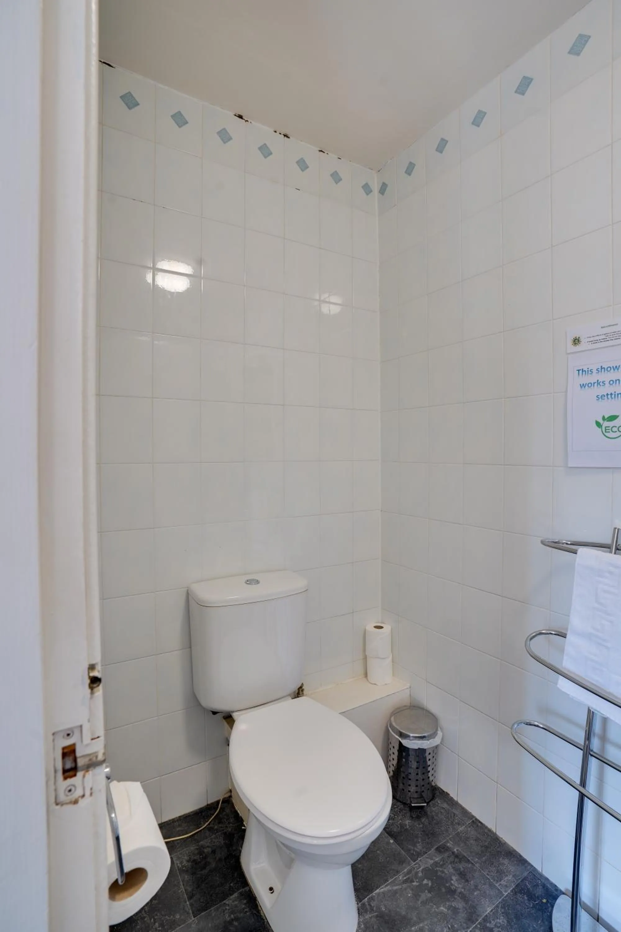 Toilet in The County Hotel - Self Check-In, Ultra Fast WI-FI, Free Parking, Central Location