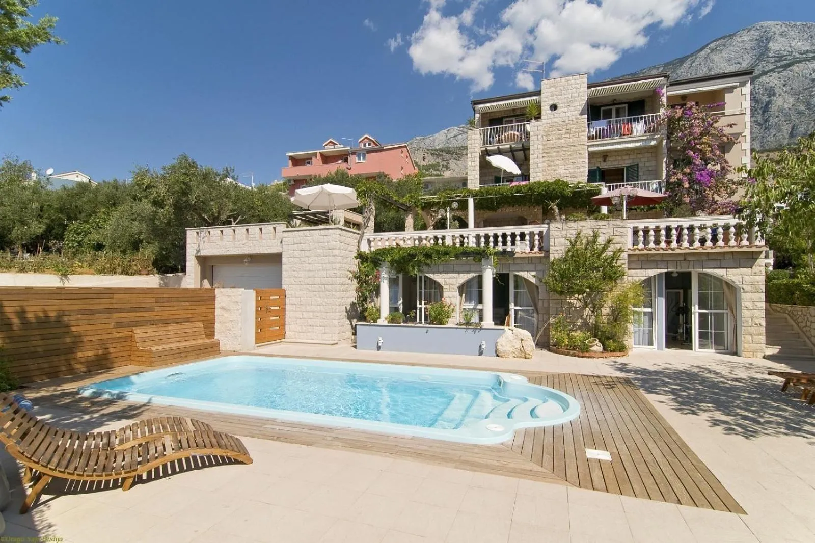 Swimming pool in Villa Bougenvilia Tomas