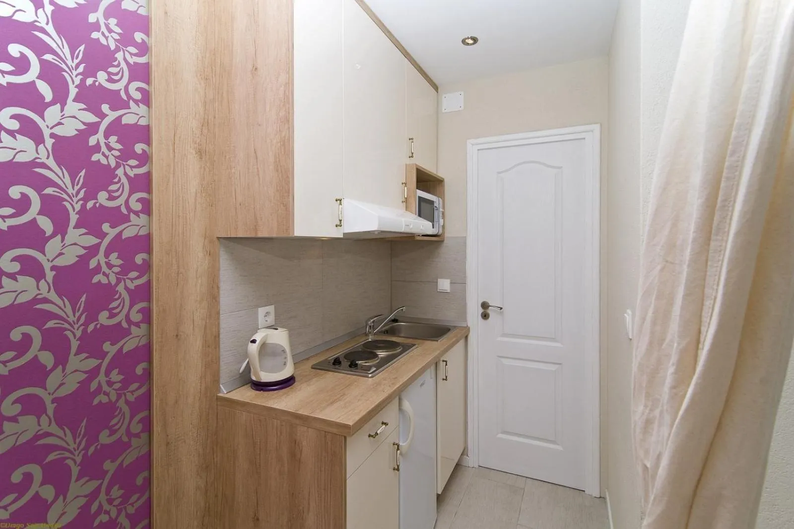 Kitchen or kitchenette in Villa Bougenvilia Tomas