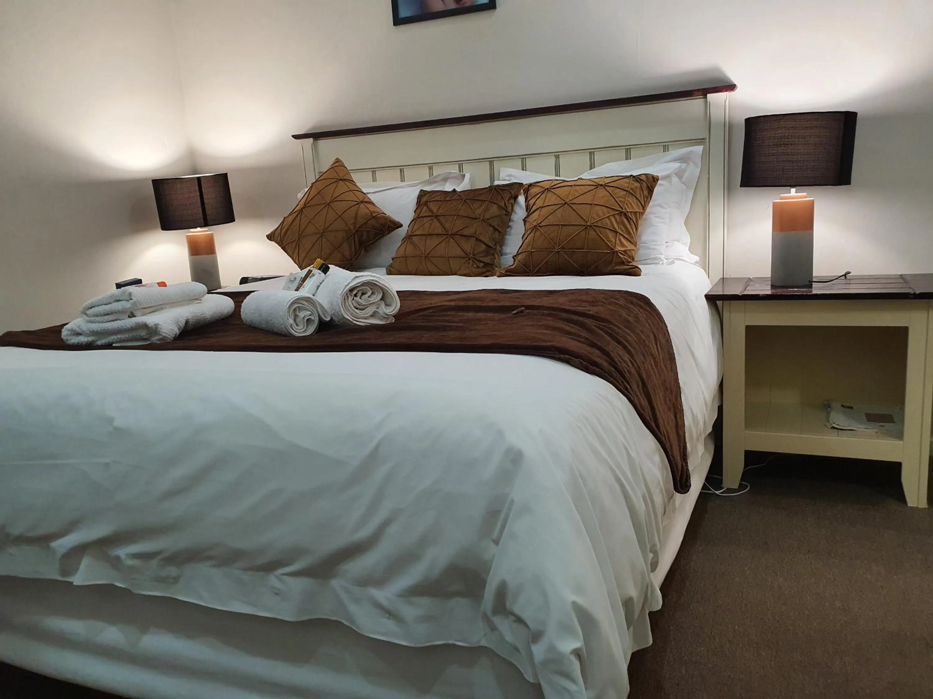 Bed in Sunnyridge Lodge