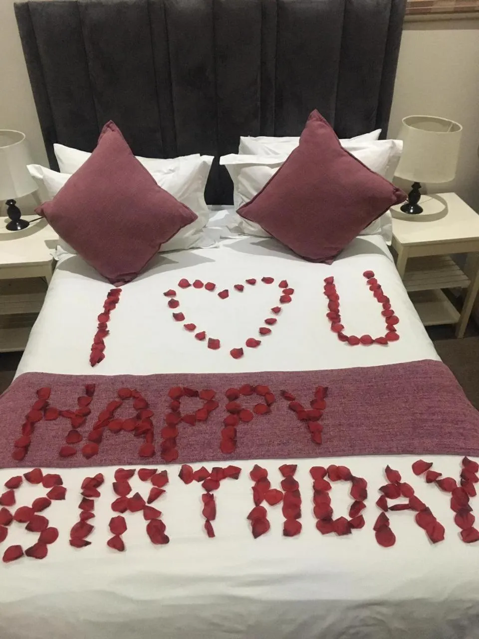 Bed in Sunnyridge Lodge