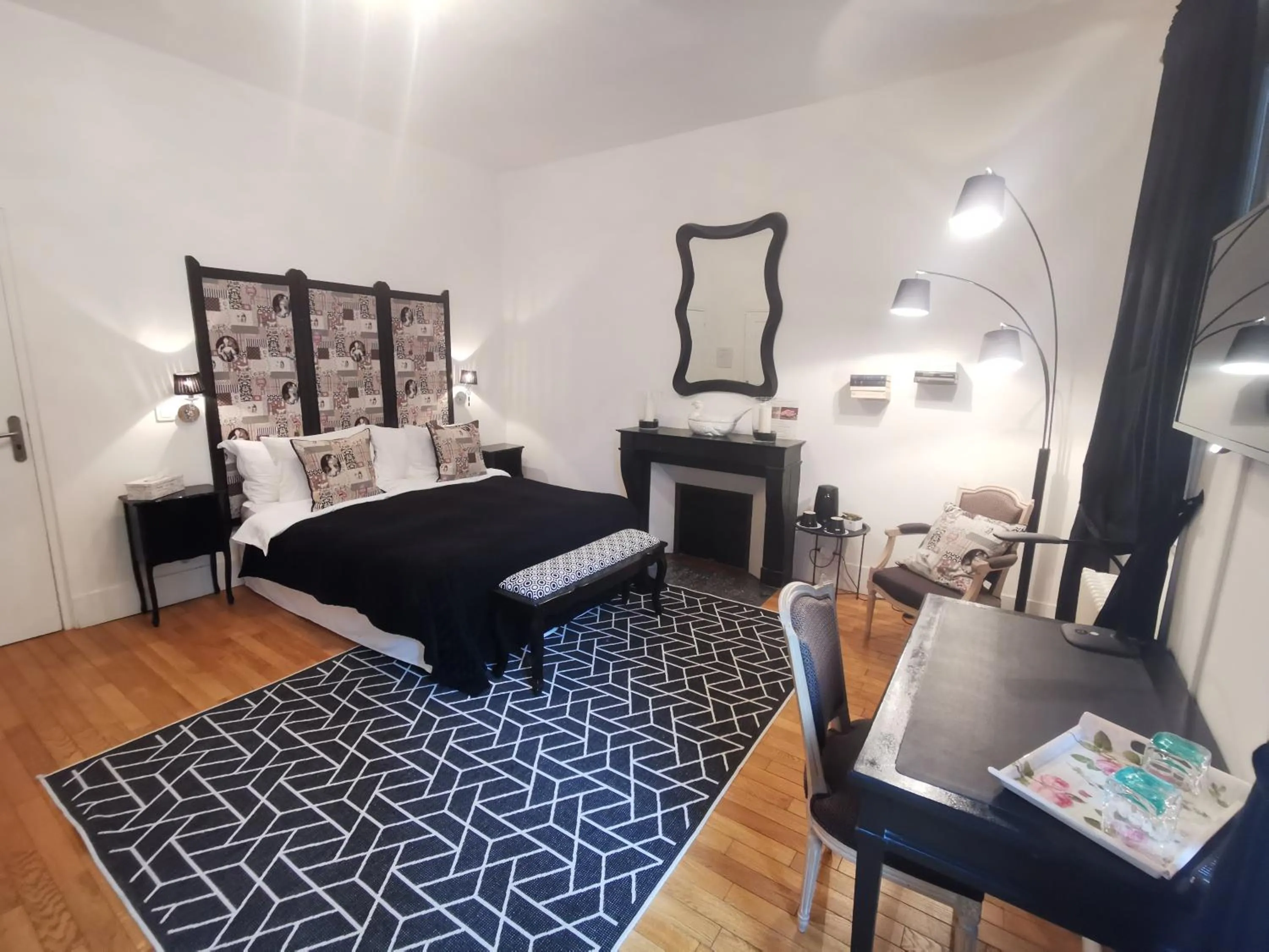 Bed in Demeure Les Aiglons, Chambres d'hôtes & Spa