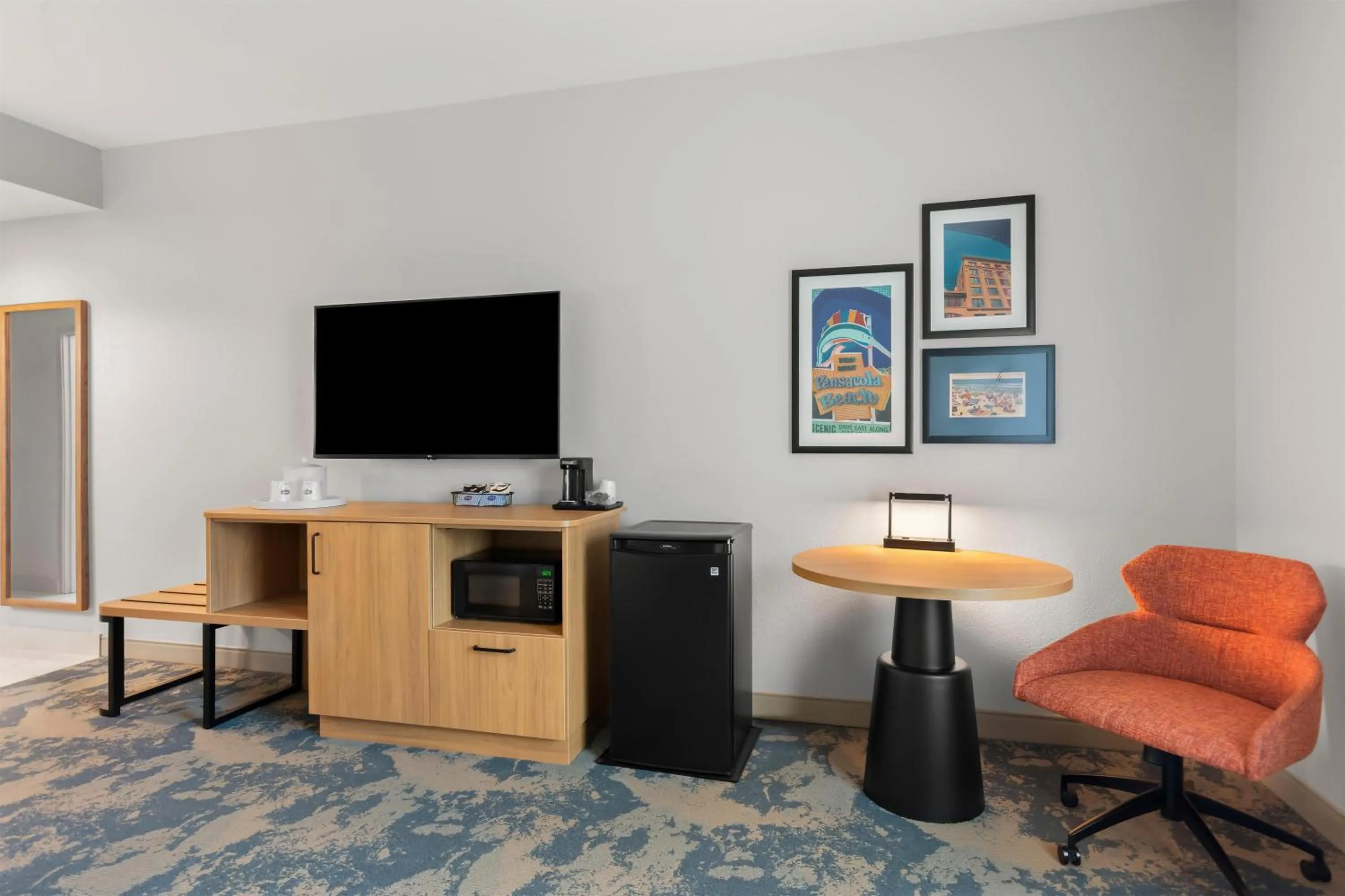 Bedroom in Hampton Inn & Suites Pensacola/I-10 Pine Forest Road