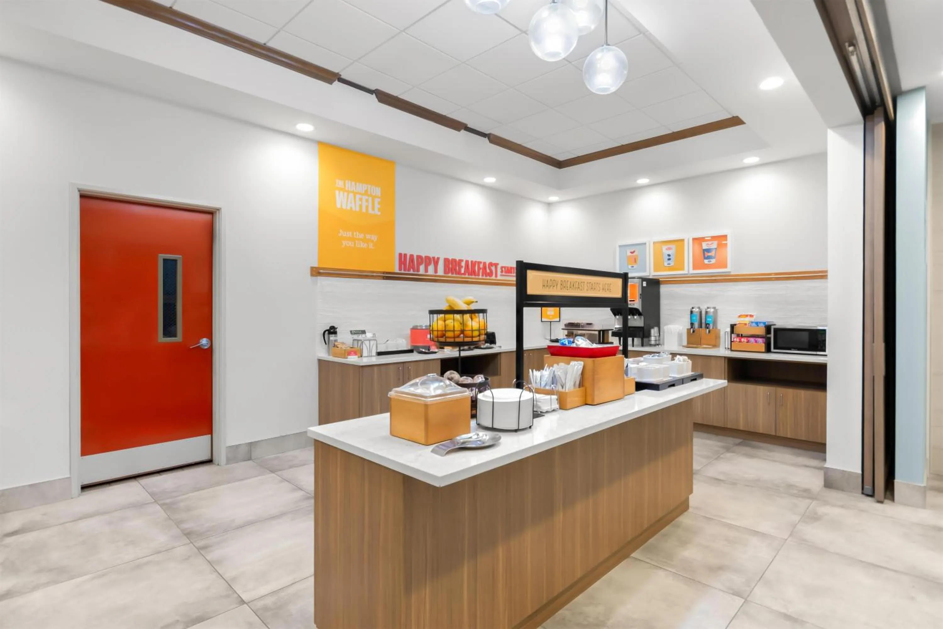 Breakfast in Hampton Inn & Suites Pensacola/I-10 Pine Forest Road