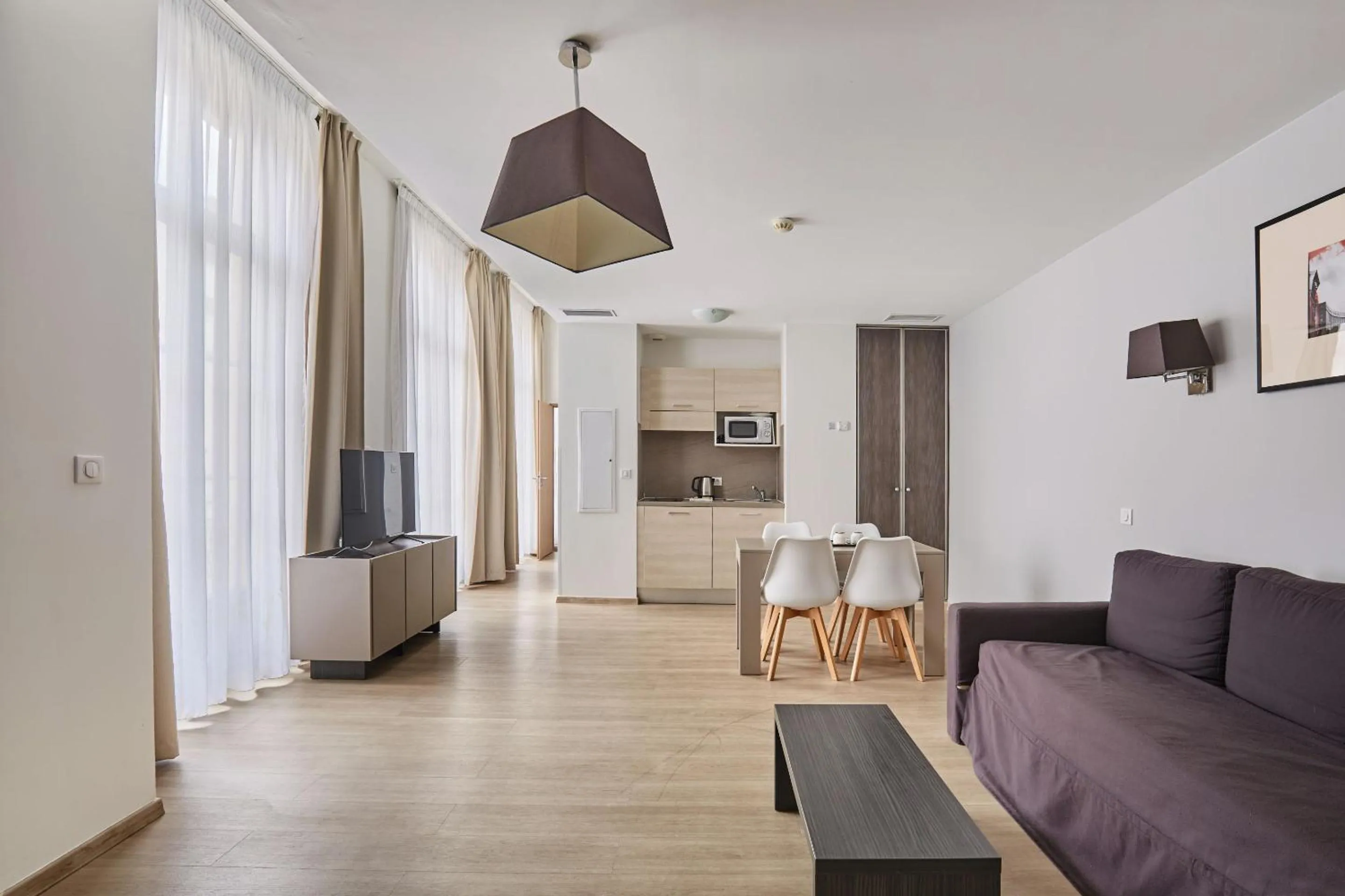 TV and multimedia in Appart Hotel Odalys City Montpellier Les Occitanes