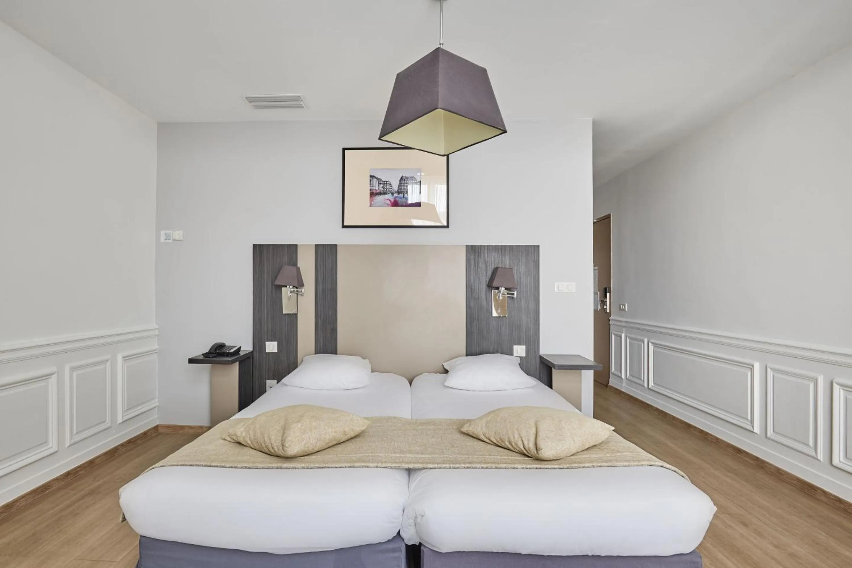 Bed in Appart Hotel Odalys City Montpellier Les Occitanes