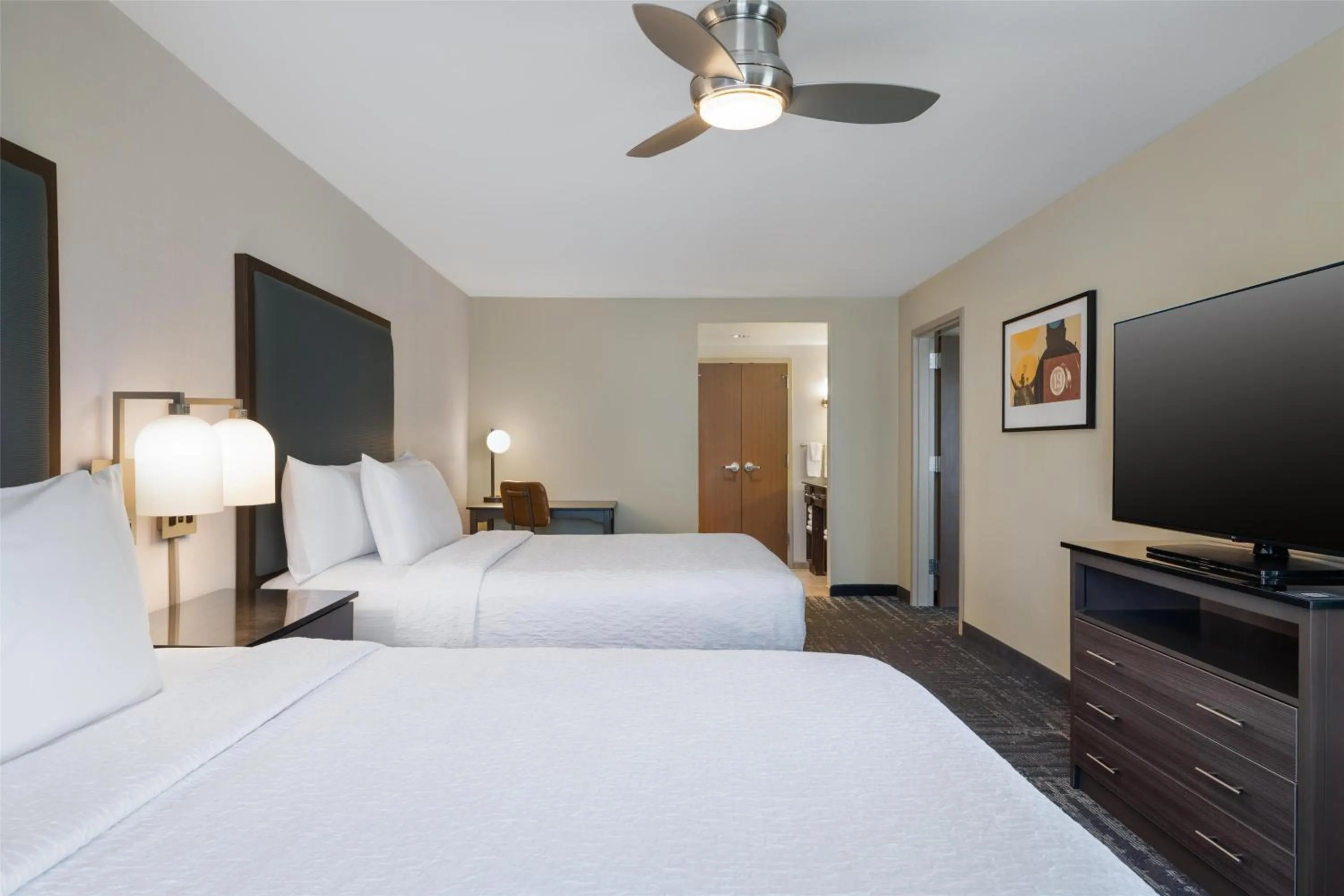 Bed in Homewood Suites by Hilton Ankeny
