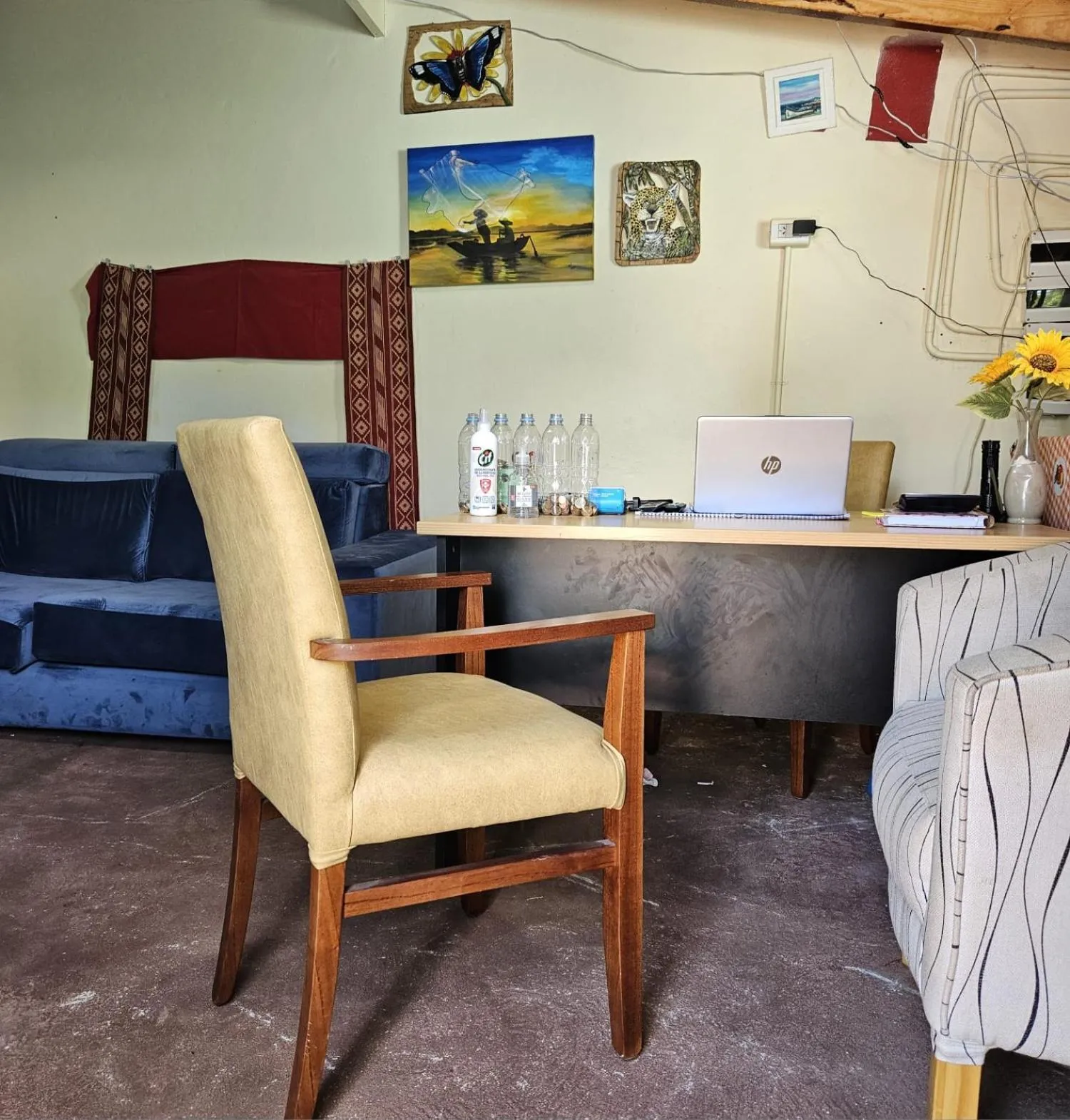 Lobby or reception in peixes apart