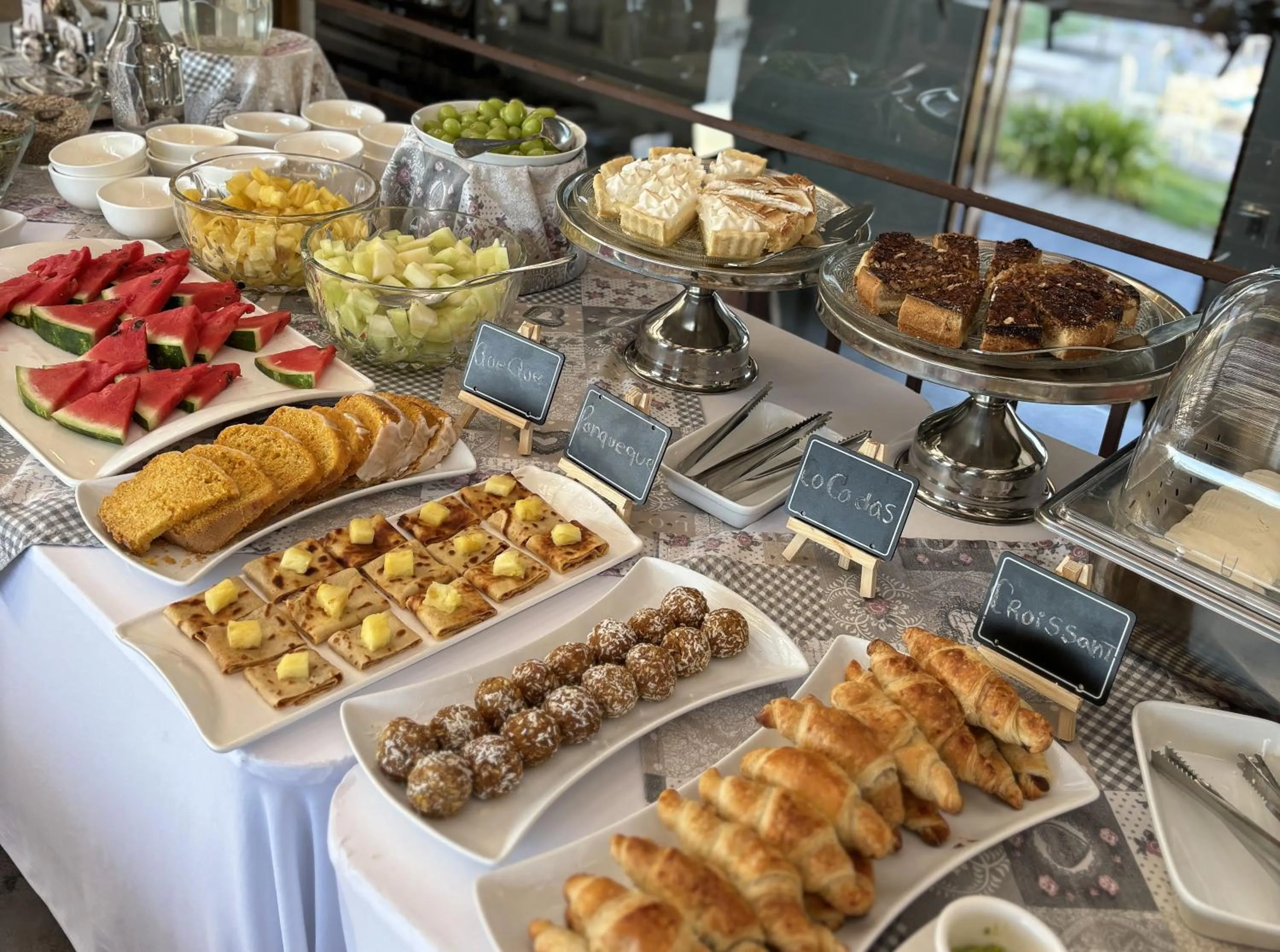 Buffet breakfast in Cava Colchagua Hotel Boutique