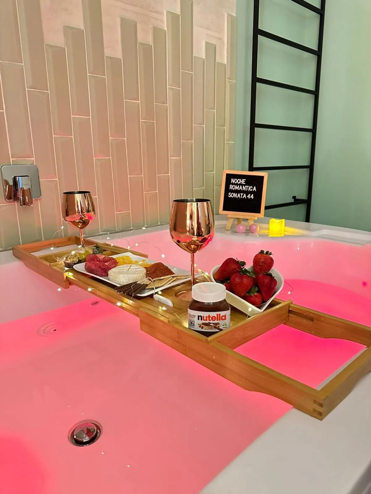 Sonata 44 Hotel Laureles