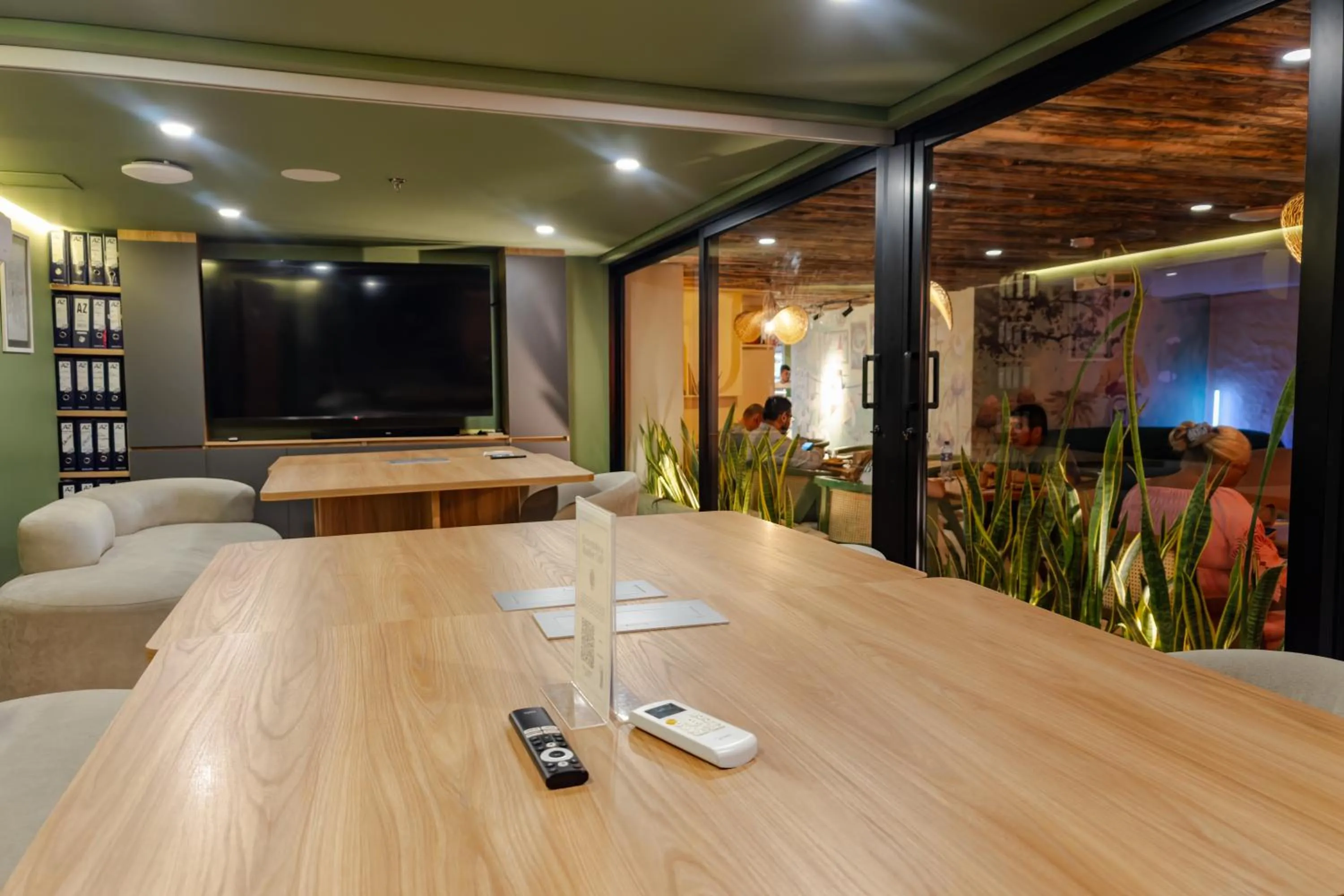 Seating area in Sonata 44 Hotel Laureles