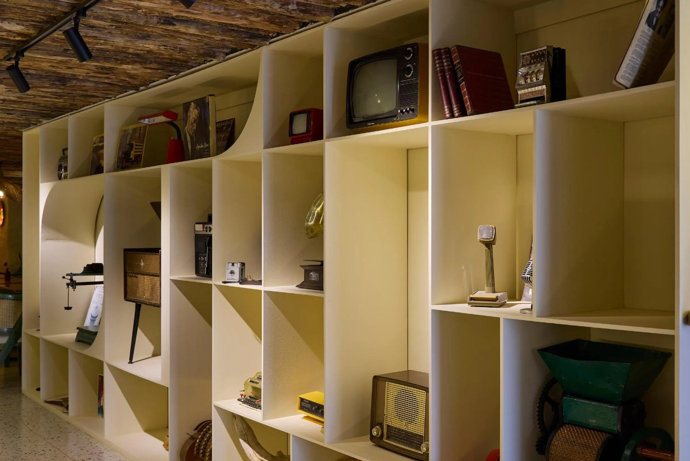 Sonata 44 Hotel Laureles