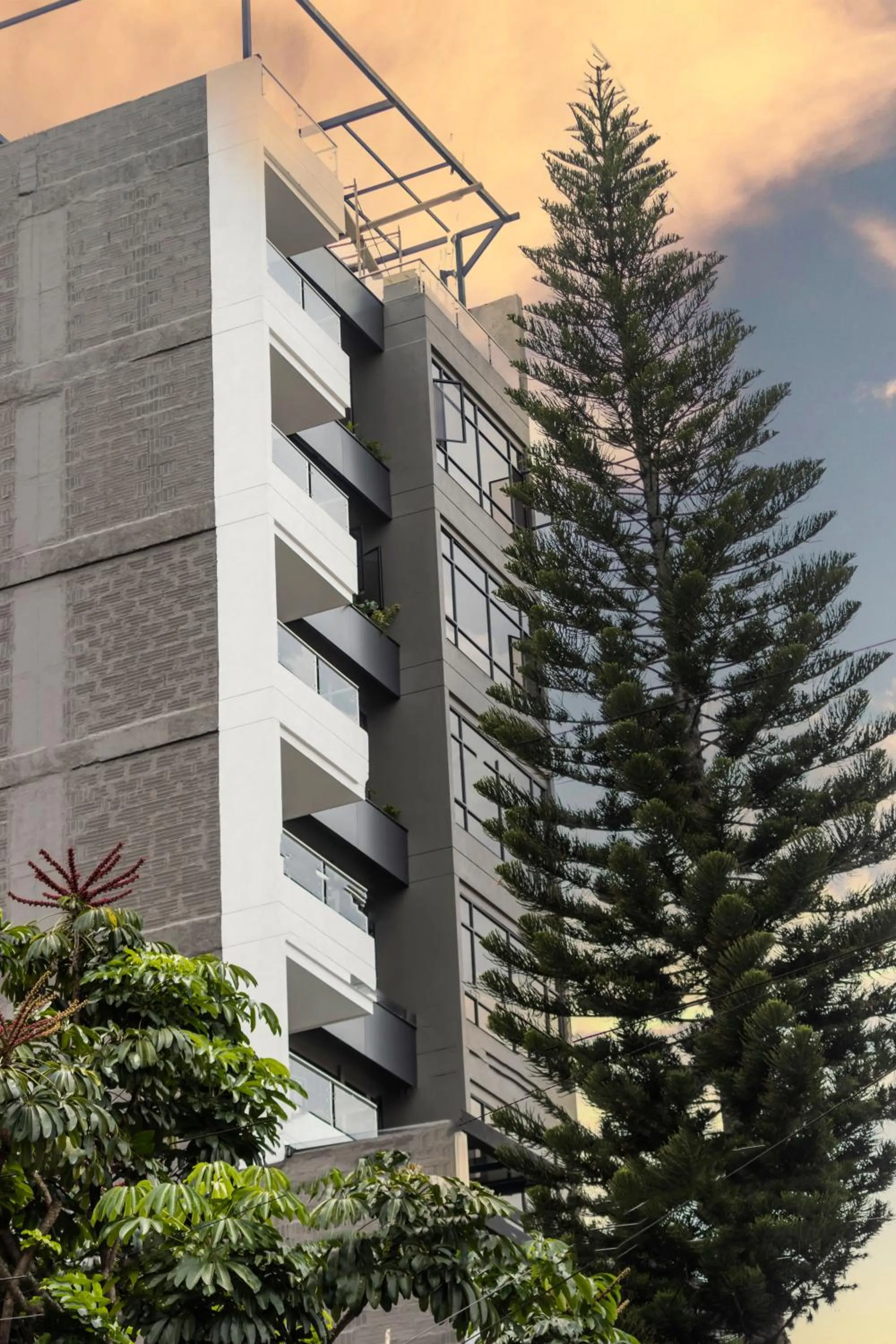 Property building in Sonata 44 Hotel Laureles