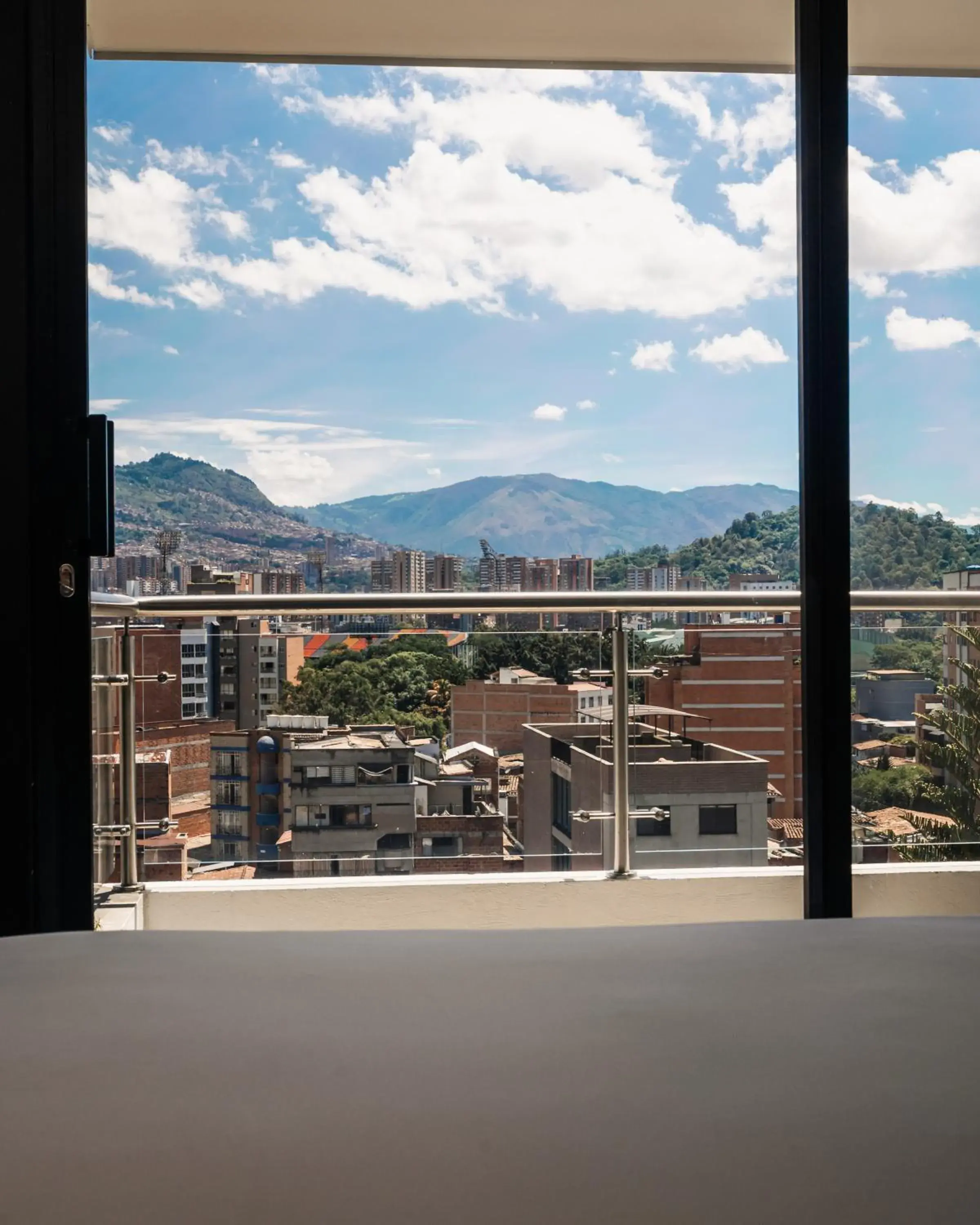 Double Room with Balcony in Sonata 44 Hotel Laureles Double Room with Balcony in Sonata 44 Hotel Laureles