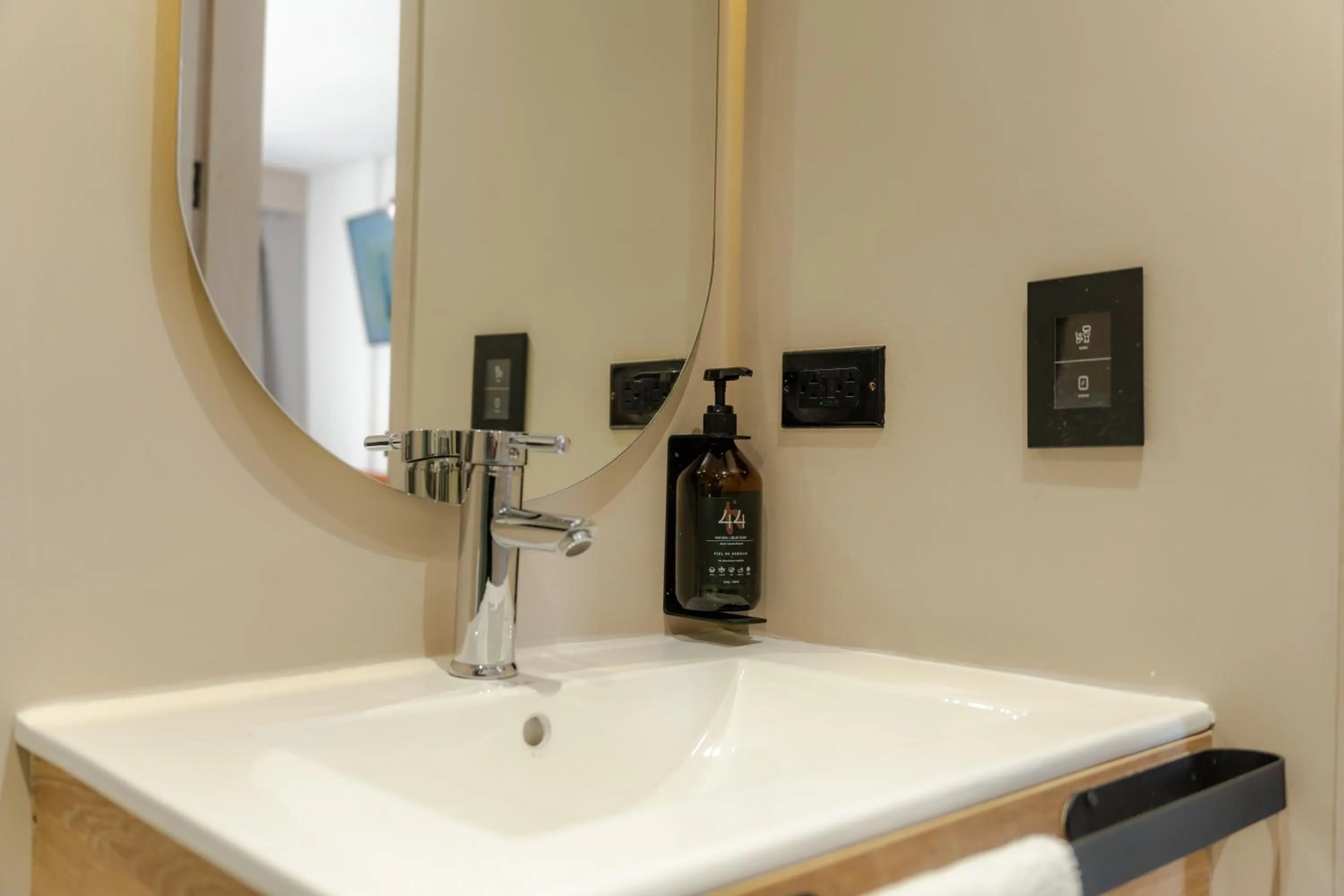 Bathroom in Sonata 44 Hotel Laureles