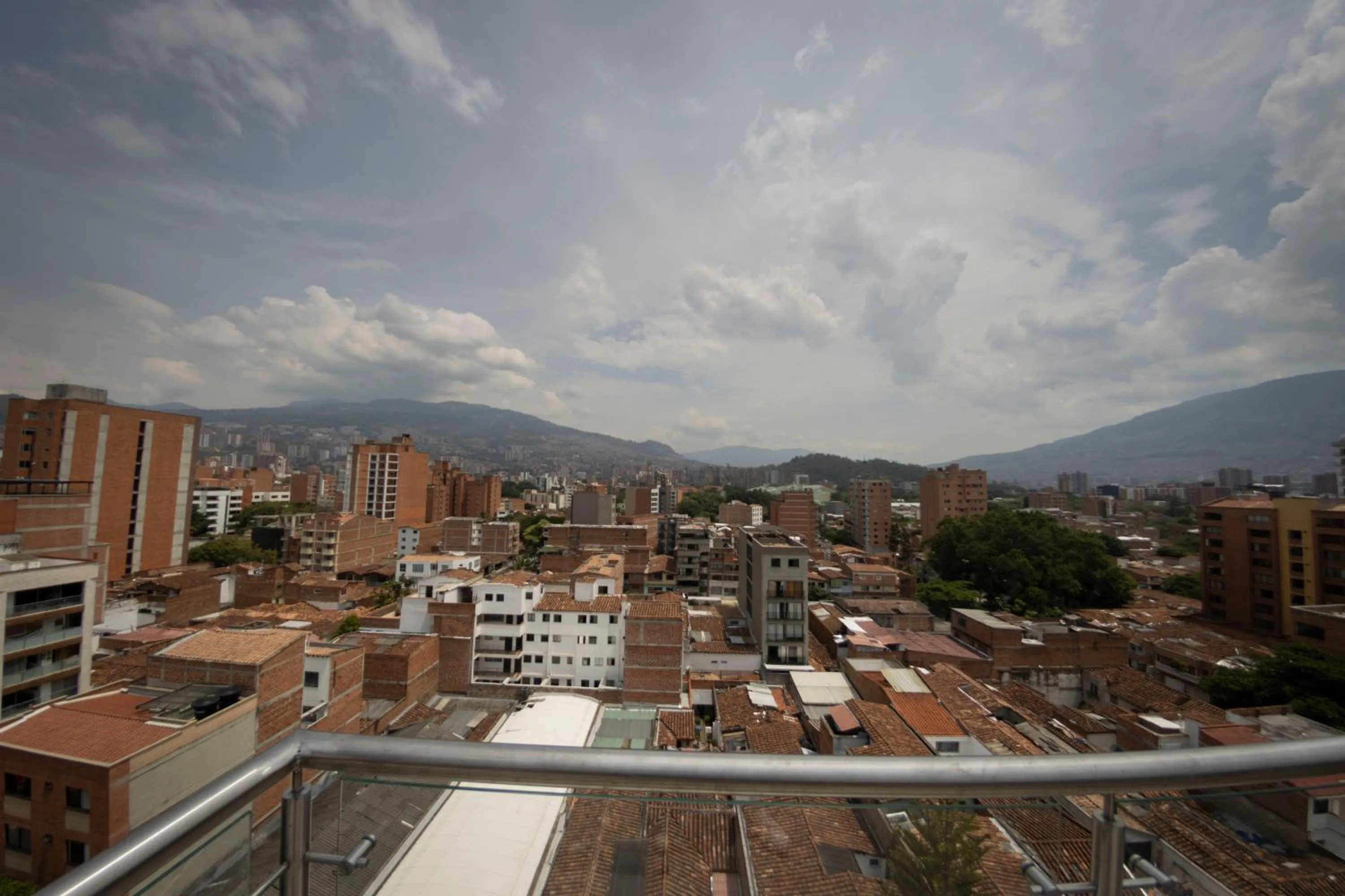 Property building in Sonata 44 Hotel Laureles