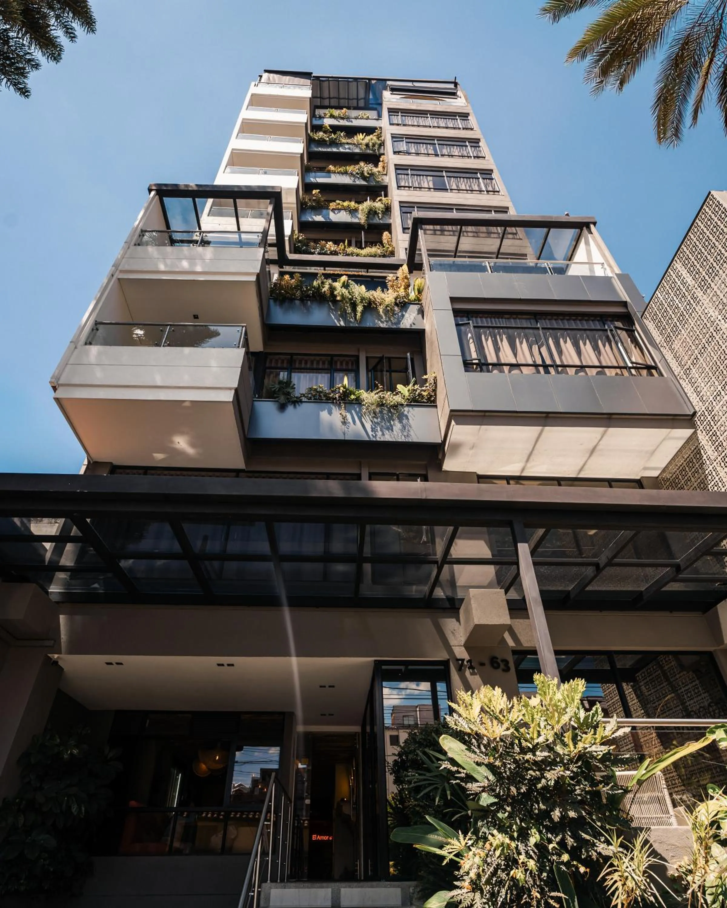 Property building in Sonata 44 Hotel Laureles