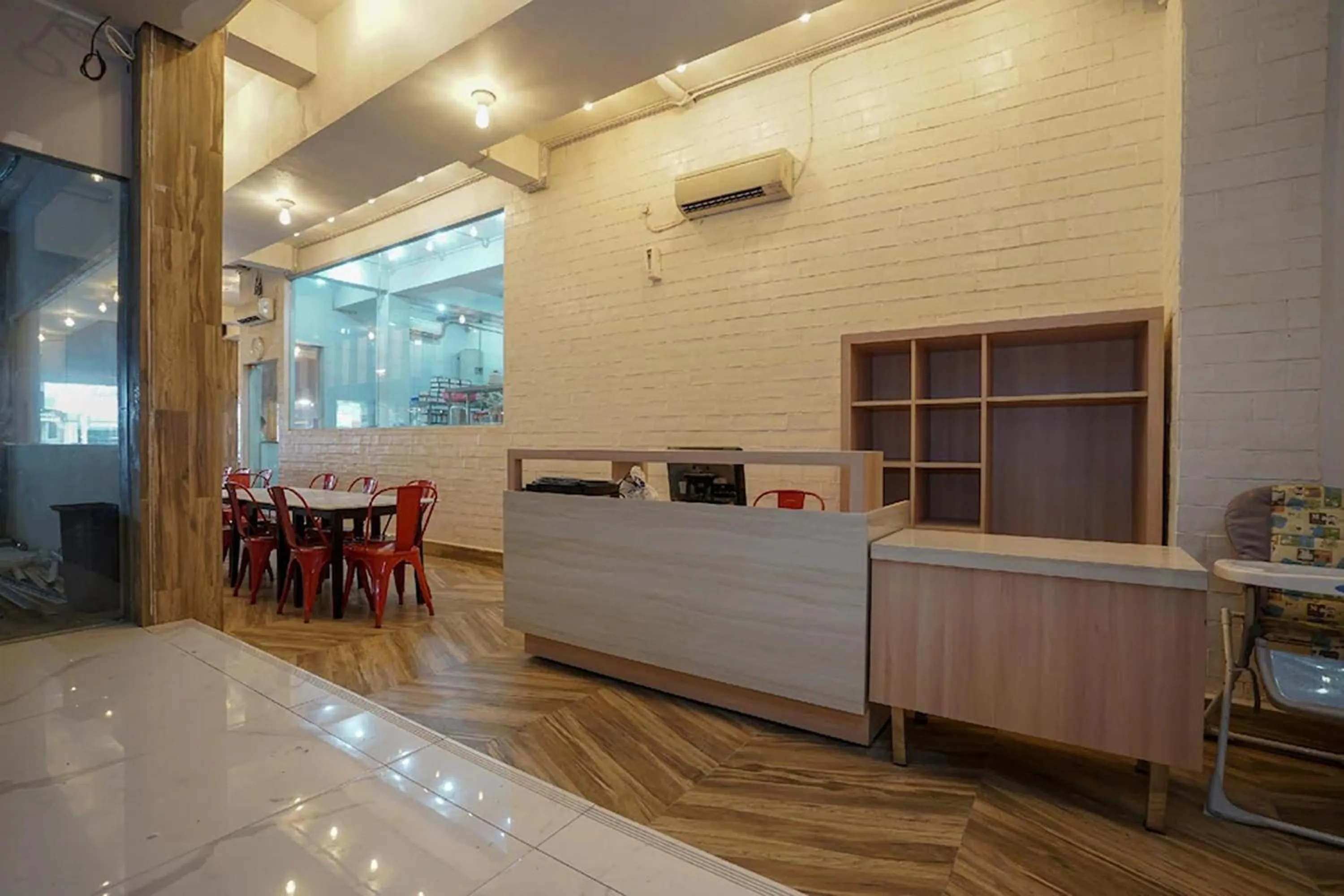 Lobby or reception in Residence 8