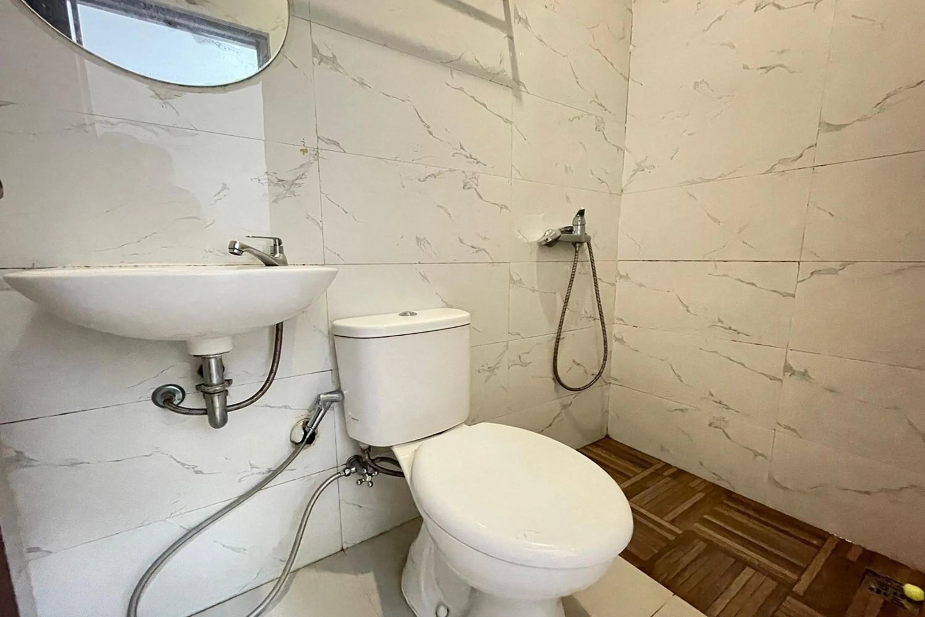 Bathroom in Residence 8