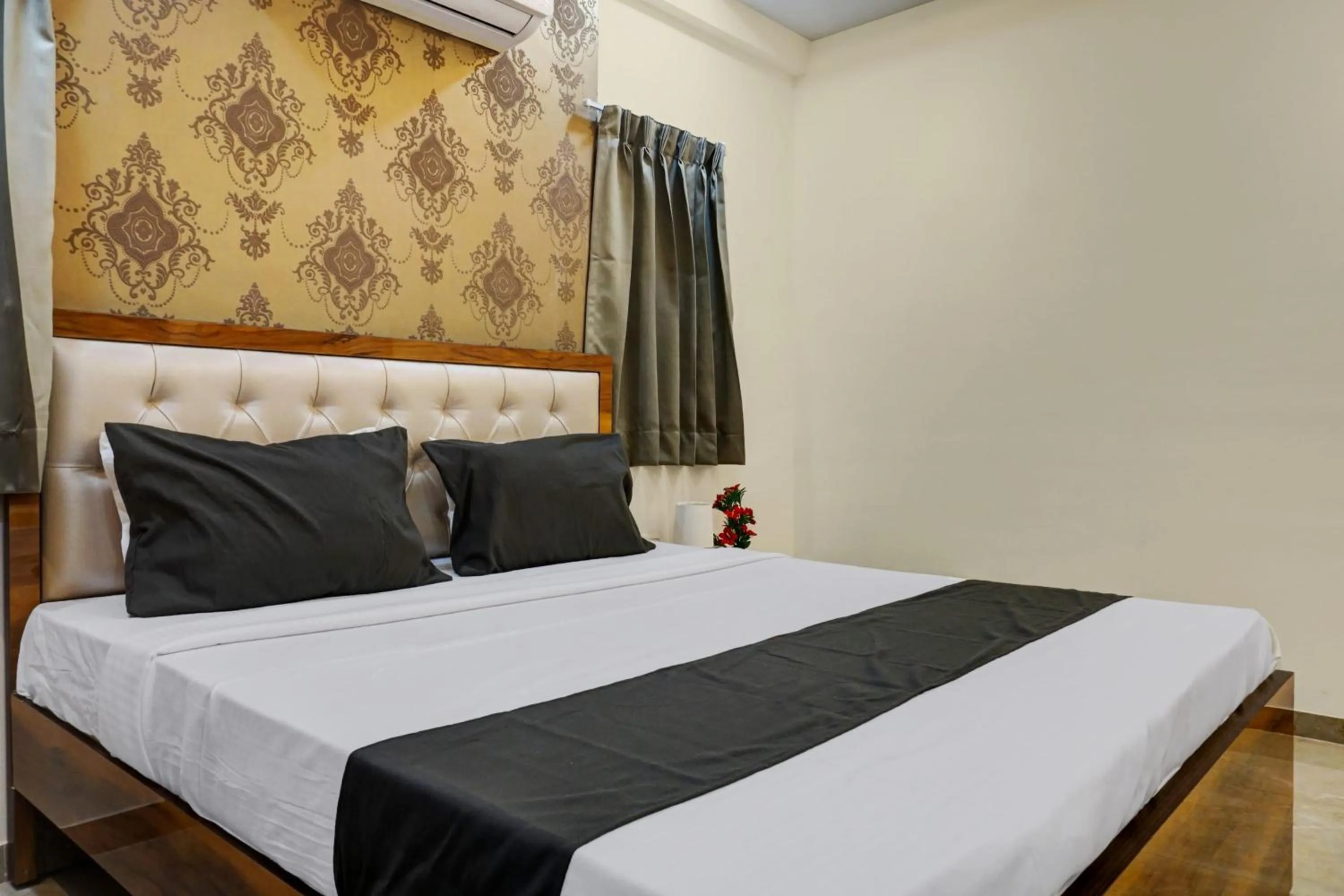 Bedroom, Bed in Super Hotel O KP Pride