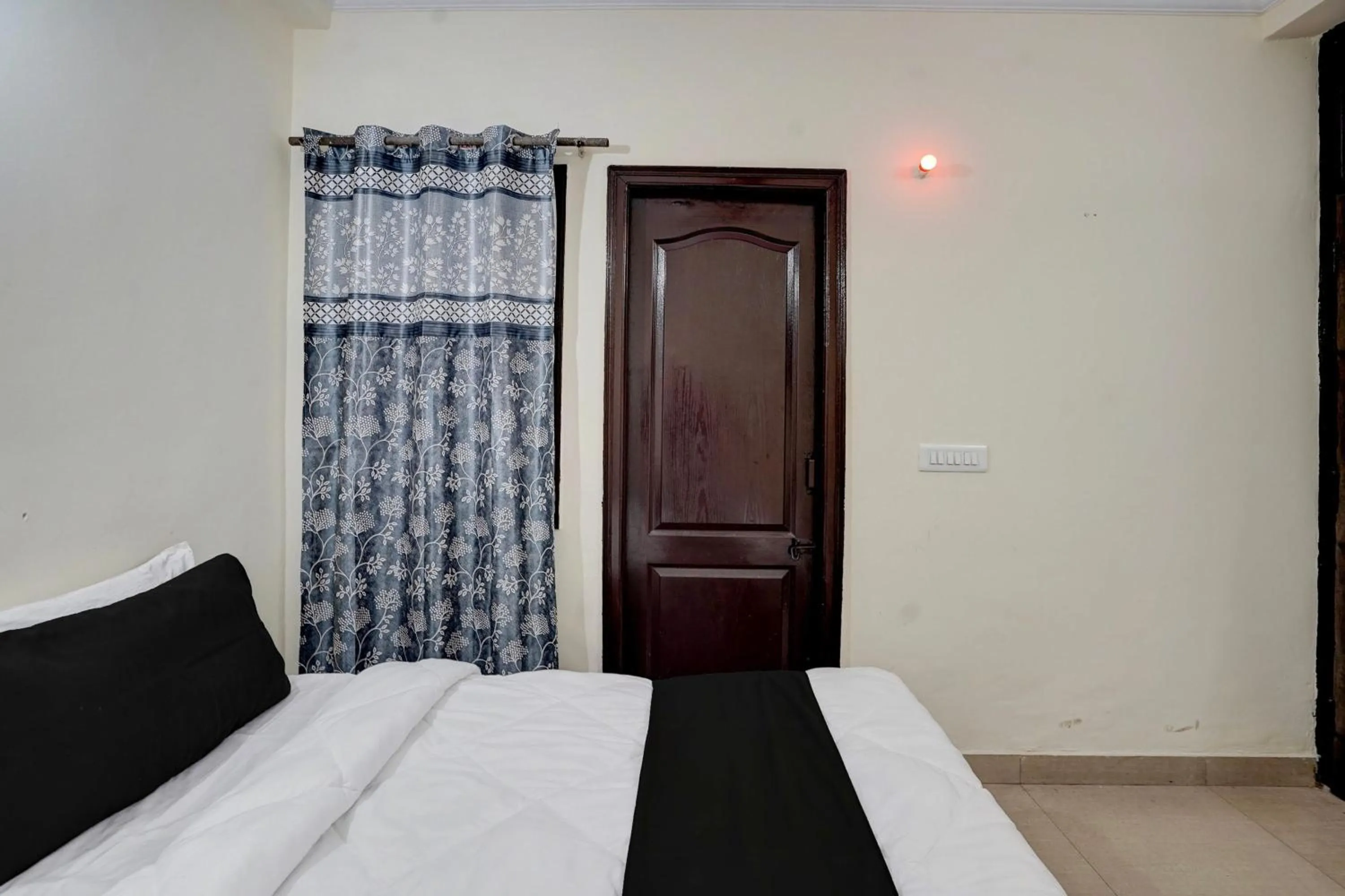 Bedroom, Bed in Hotel O Peaceful Paradise