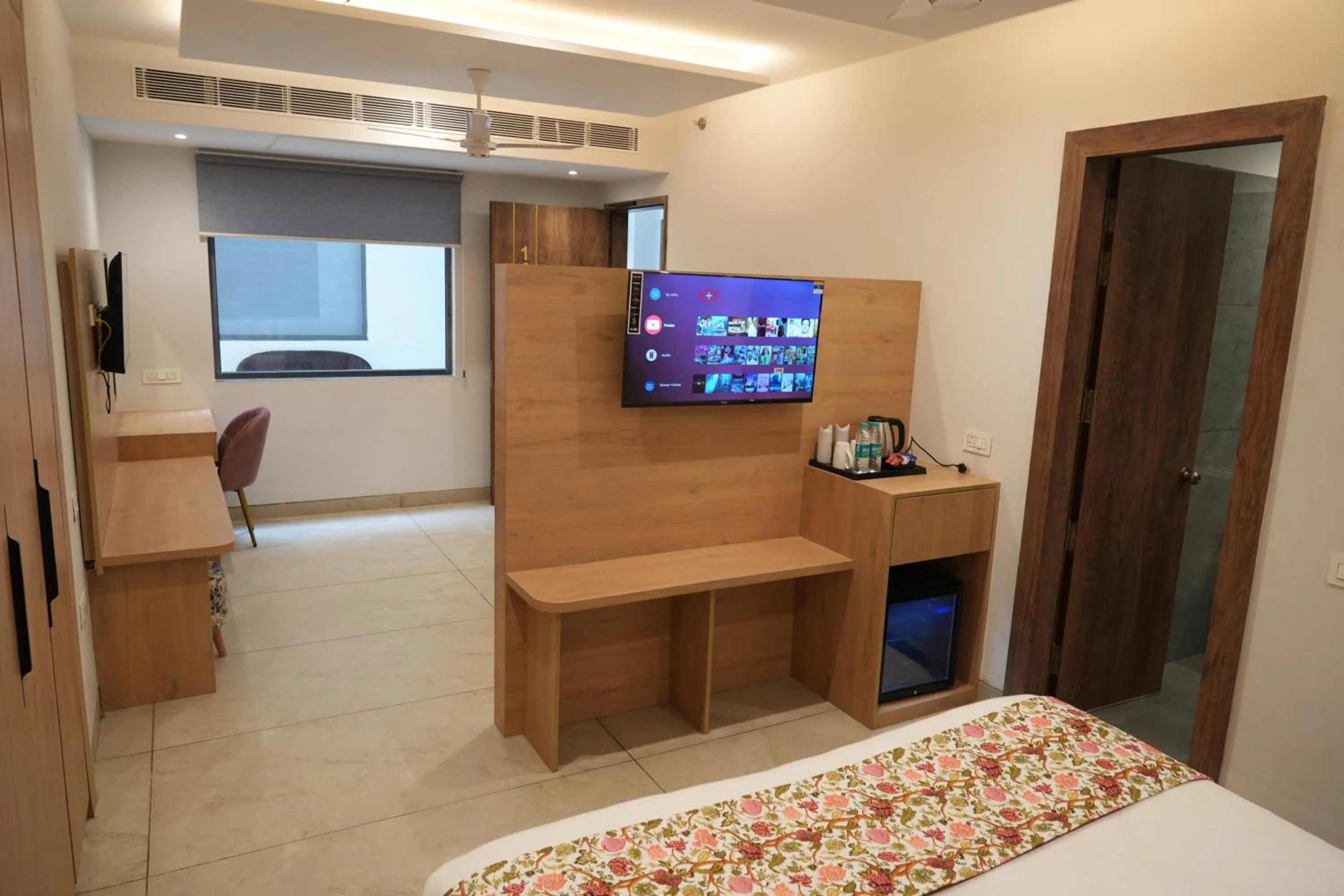 Bed in ACR Luxury Hotel