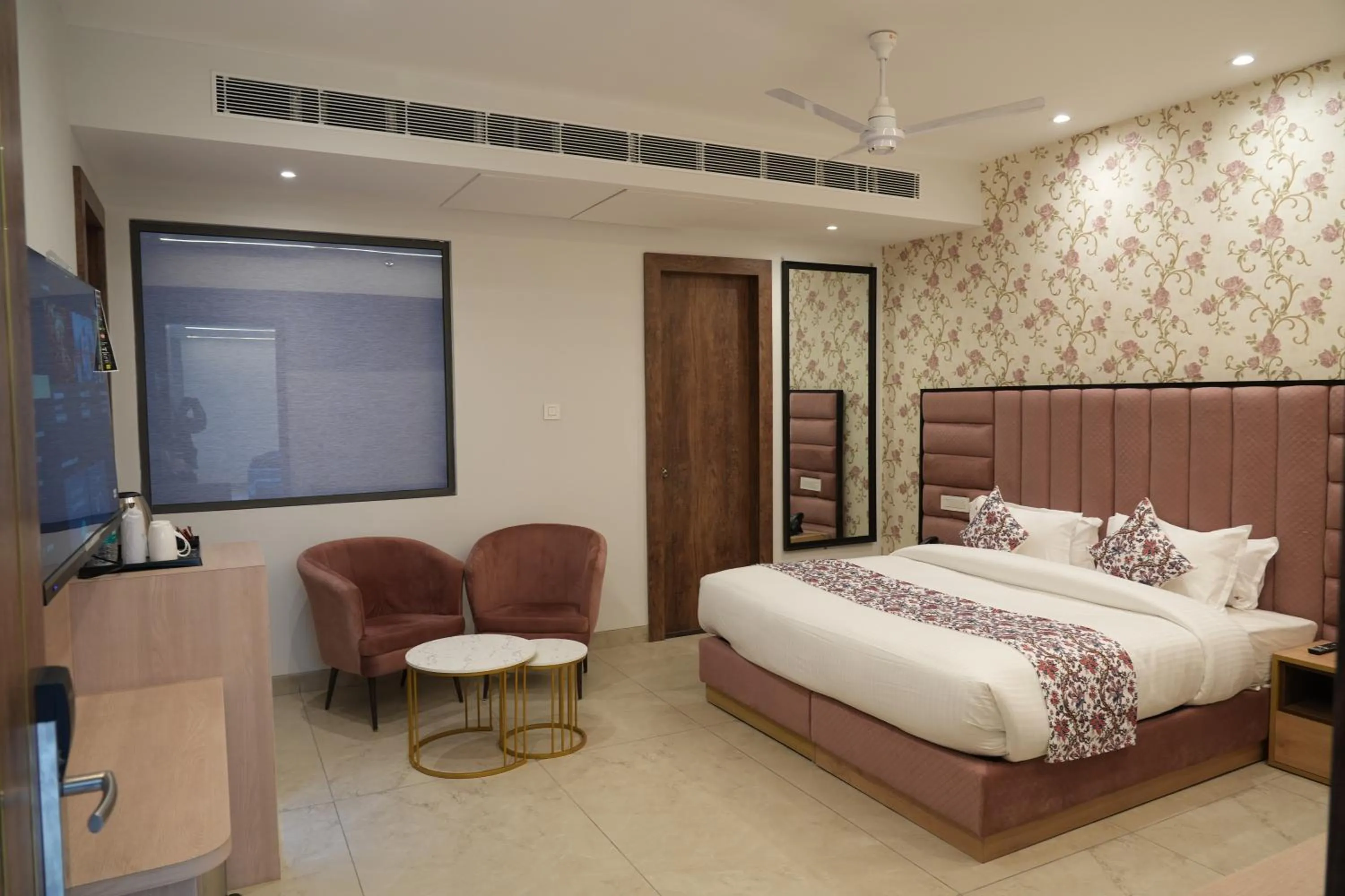 Bed in ACR Luxury Hotel