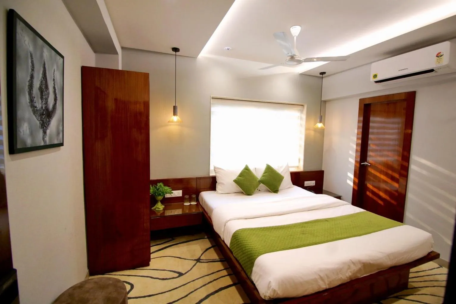 Bed in Evara-Meraki Inn