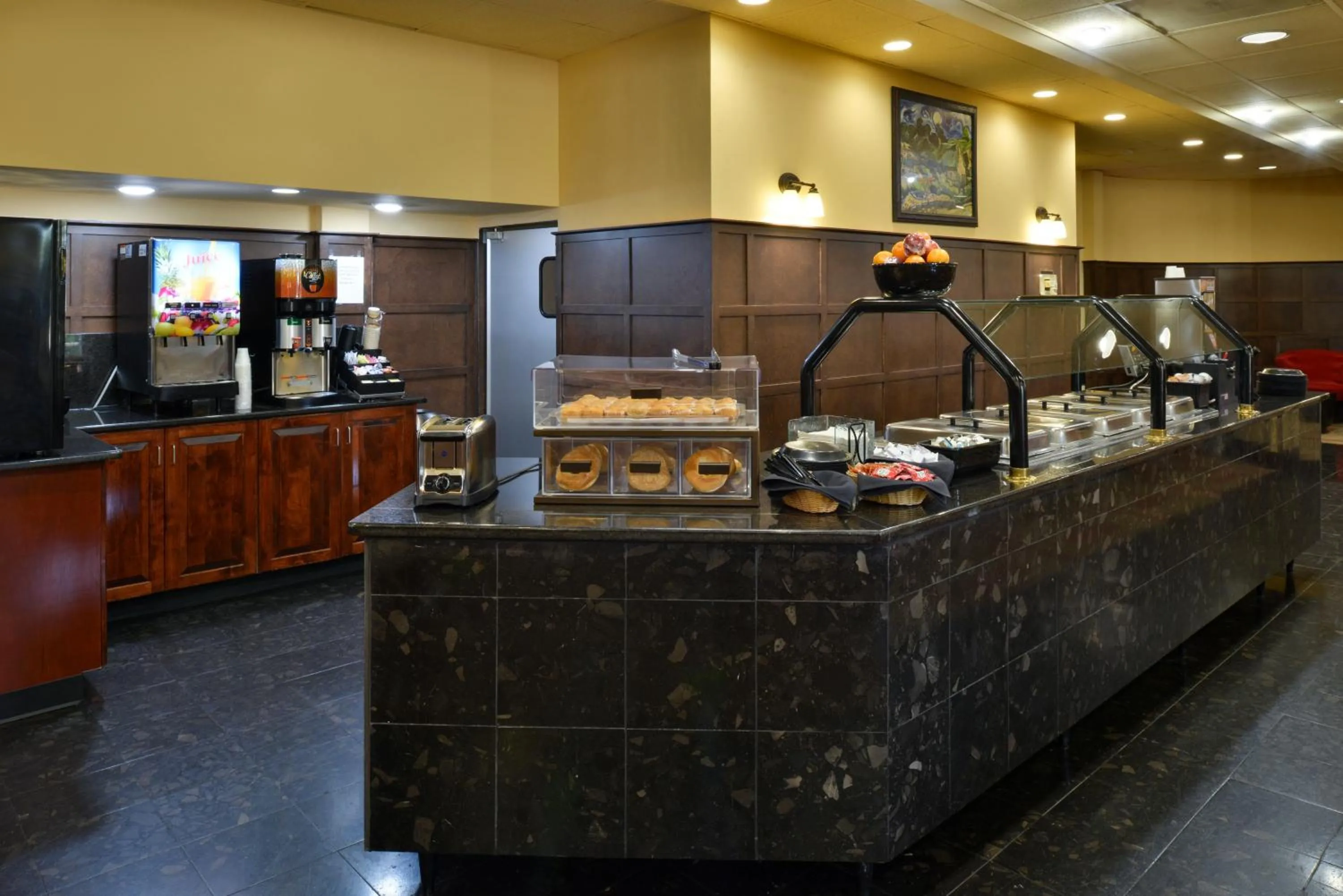 Buffet breakfast in Hawthorne Inn & Conference Center