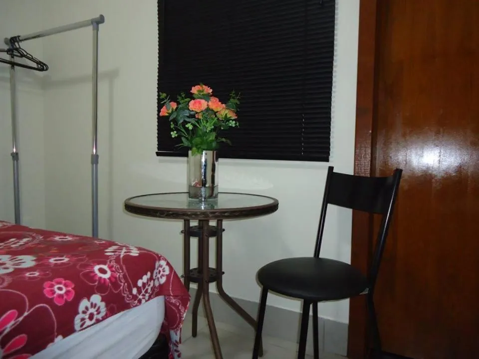 Dining area, Bed in Hotel MM AEROPORTO BRASÍLIA