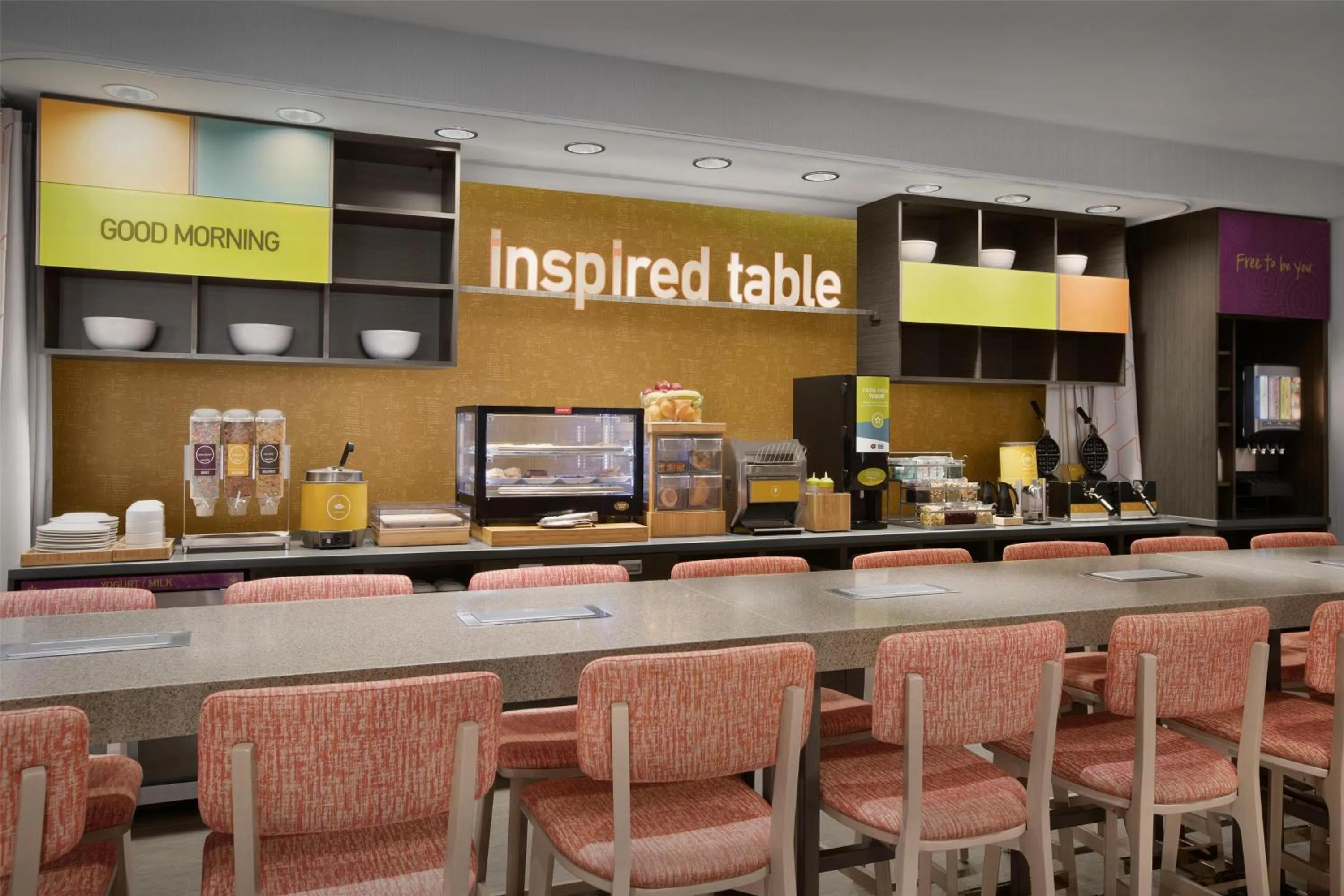 Breakfast in Home2 Suites by Hilton Sioux Falls Sanford Medical Center