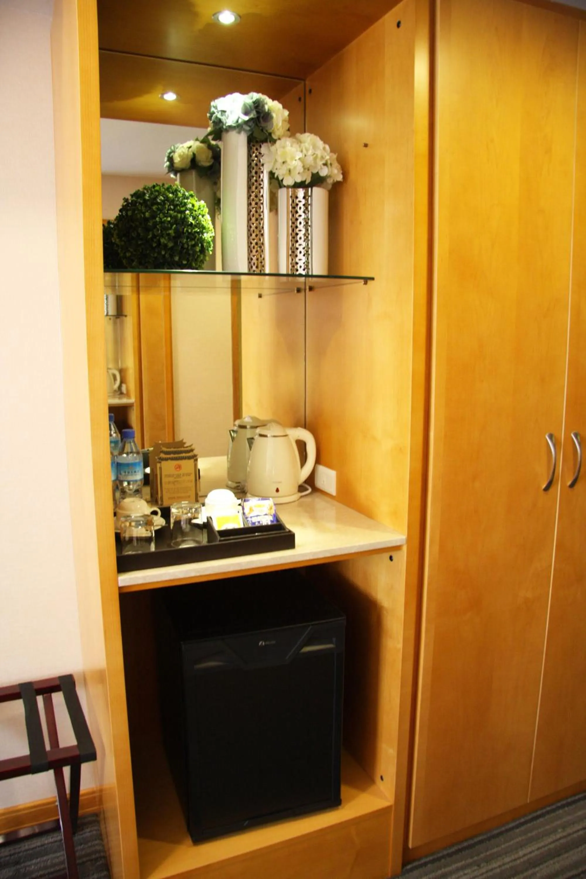 Coffee/tea facilities in Fushin Hotel - Tainan