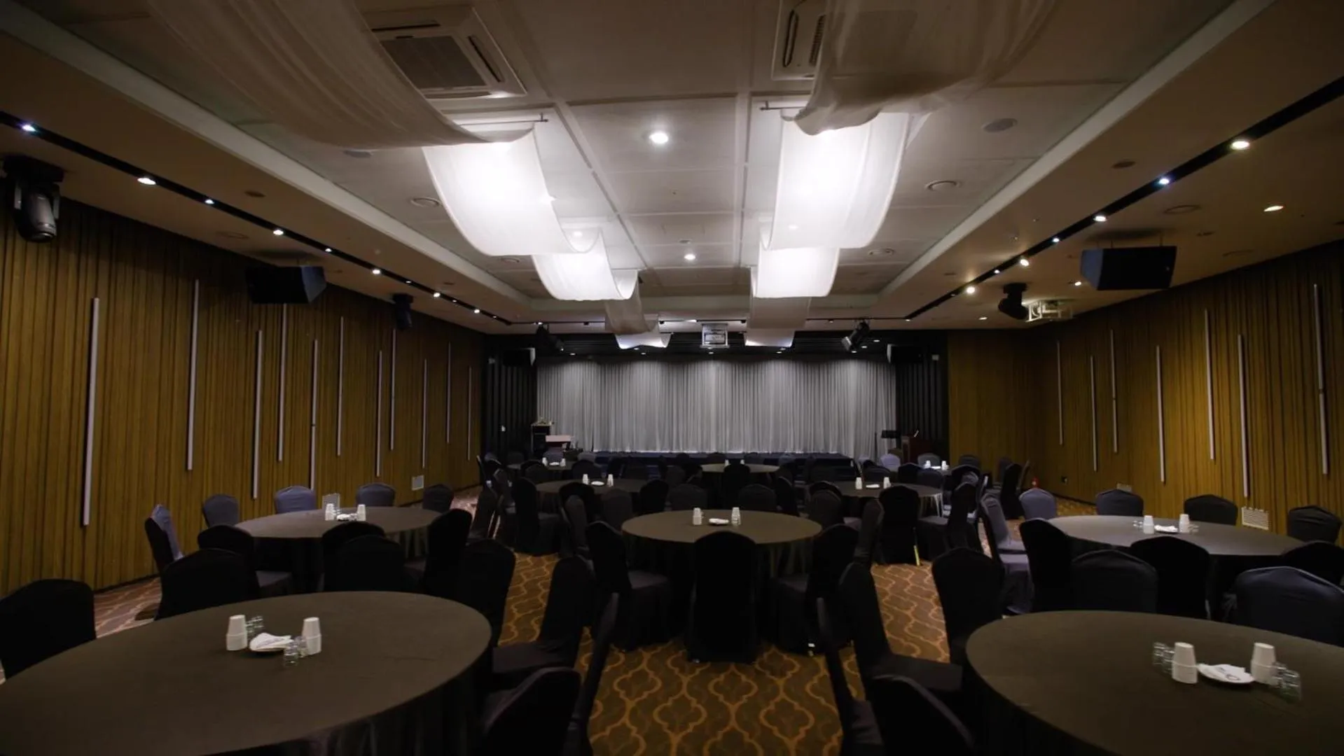 Banquet/Function facilities in Grabel Hotel Jeju