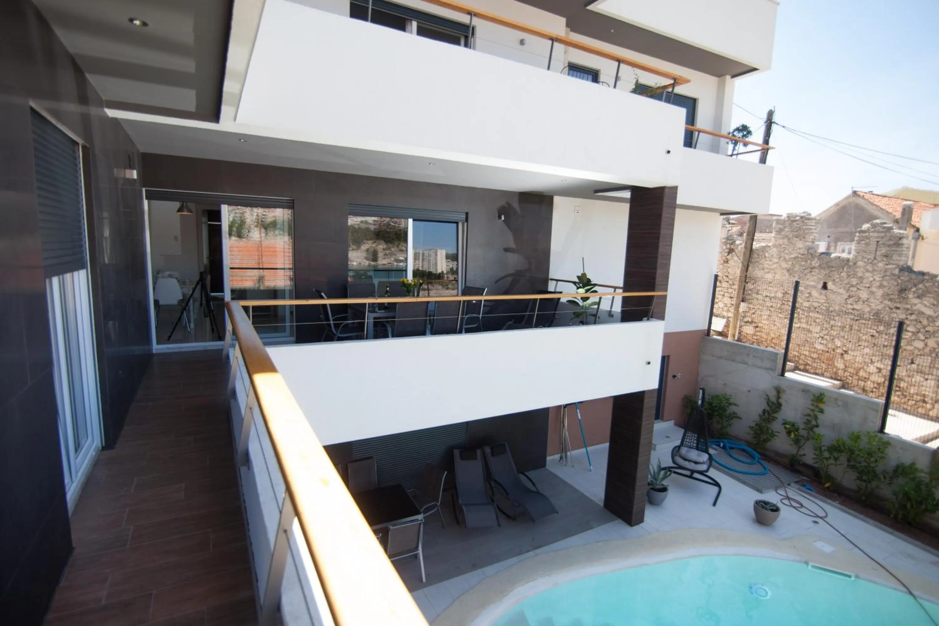 Property building in Basic Mansion Mandalina