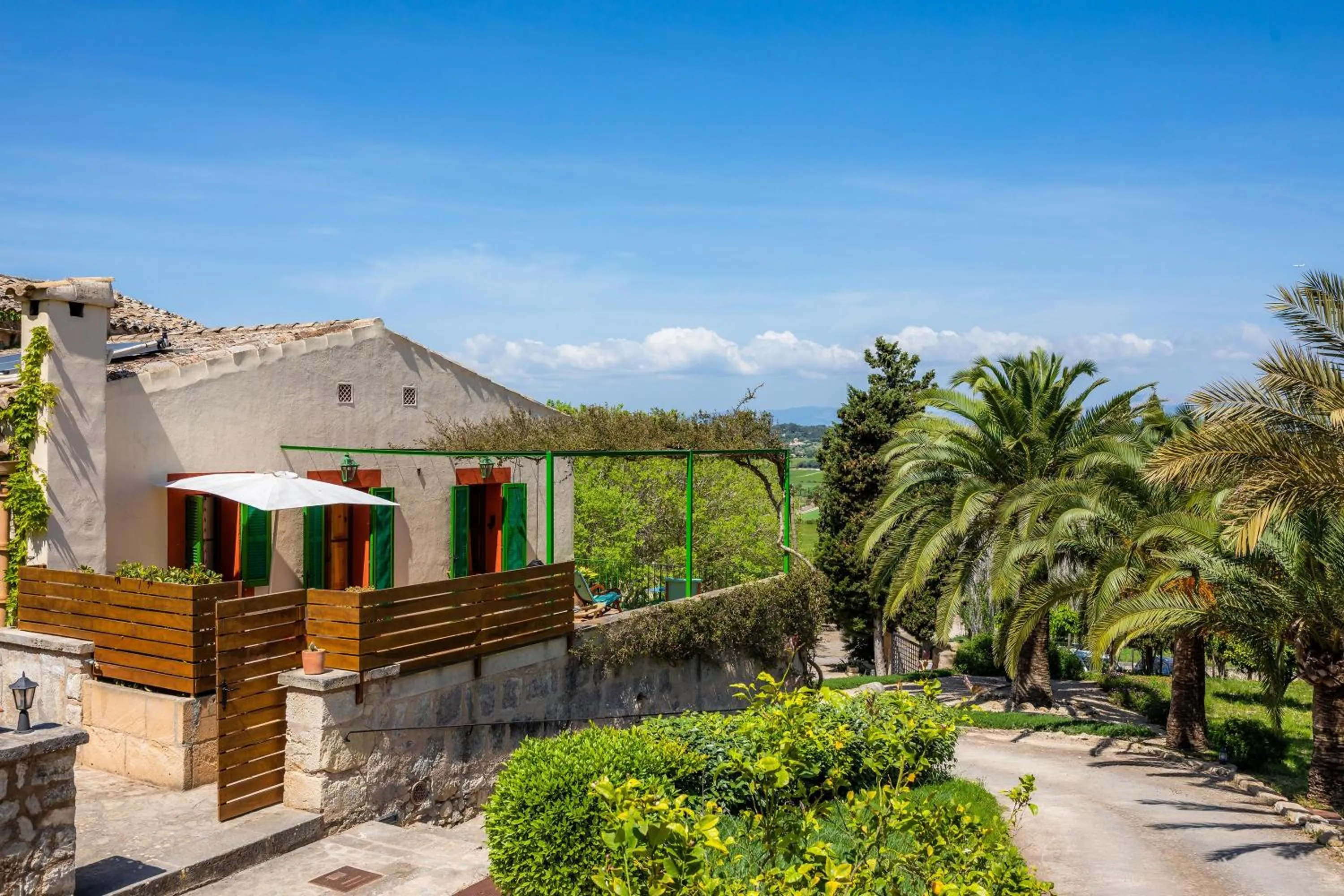 Property building in Sa Rota den Palerm Two Bedrooms