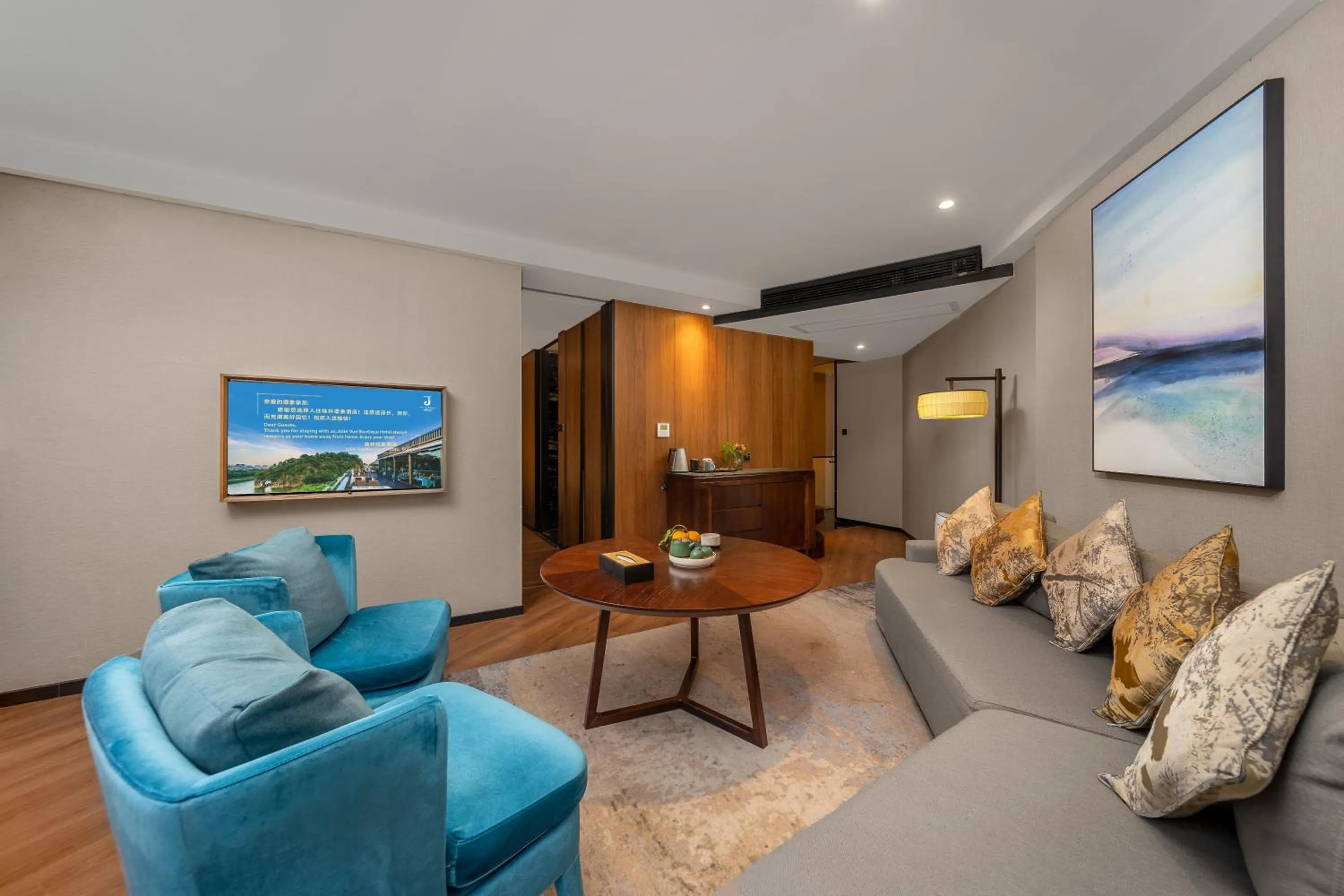 TV and multimedia in Jolie Vue Boutique Hotel Guilin (near Elephant Trunk Hill)