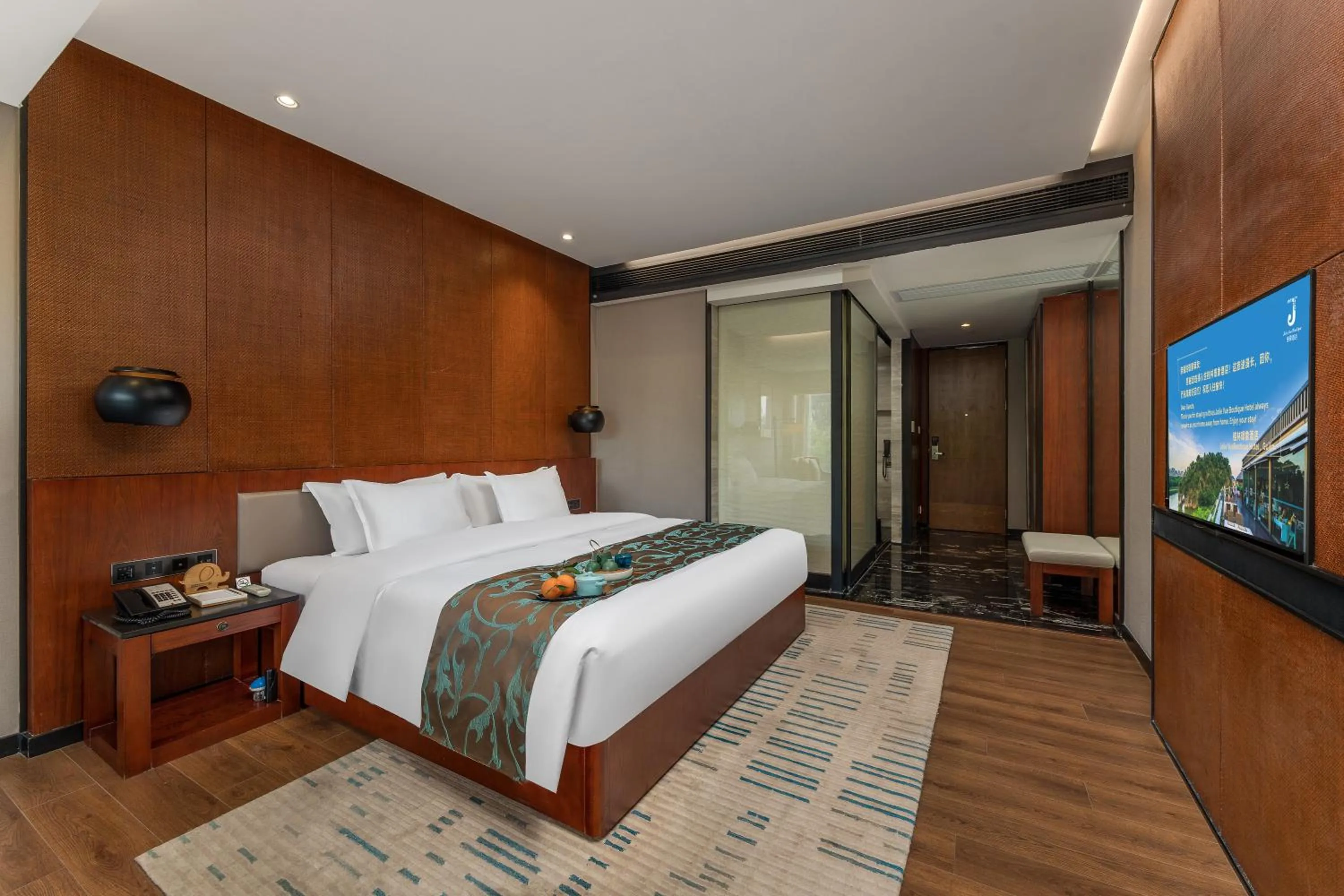 Bed in Jolie Vue Boutique Hotel Guilin (near Elephant Trunk Hill)