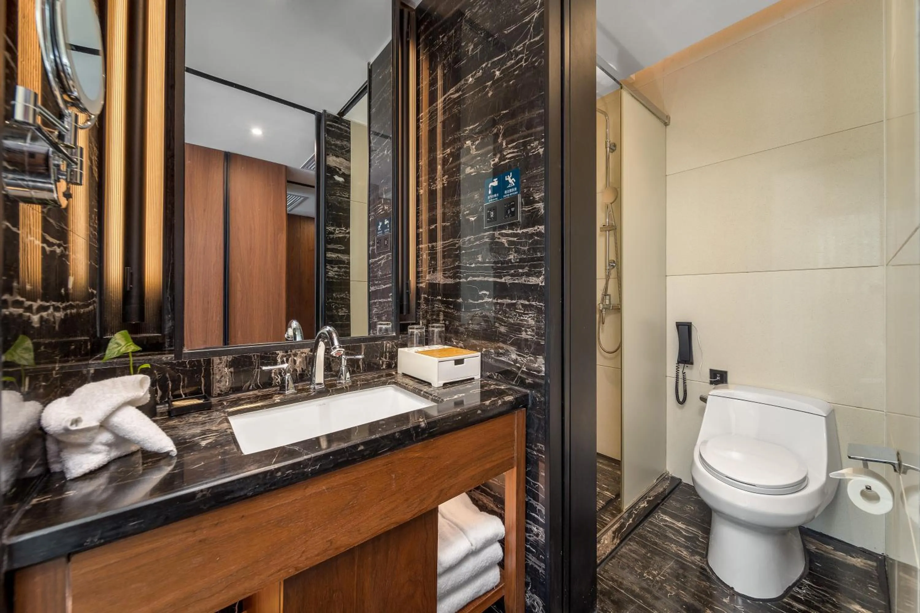 Jolie Vue Boutique Hotel Guilin (near Elephant Trunk Hill)