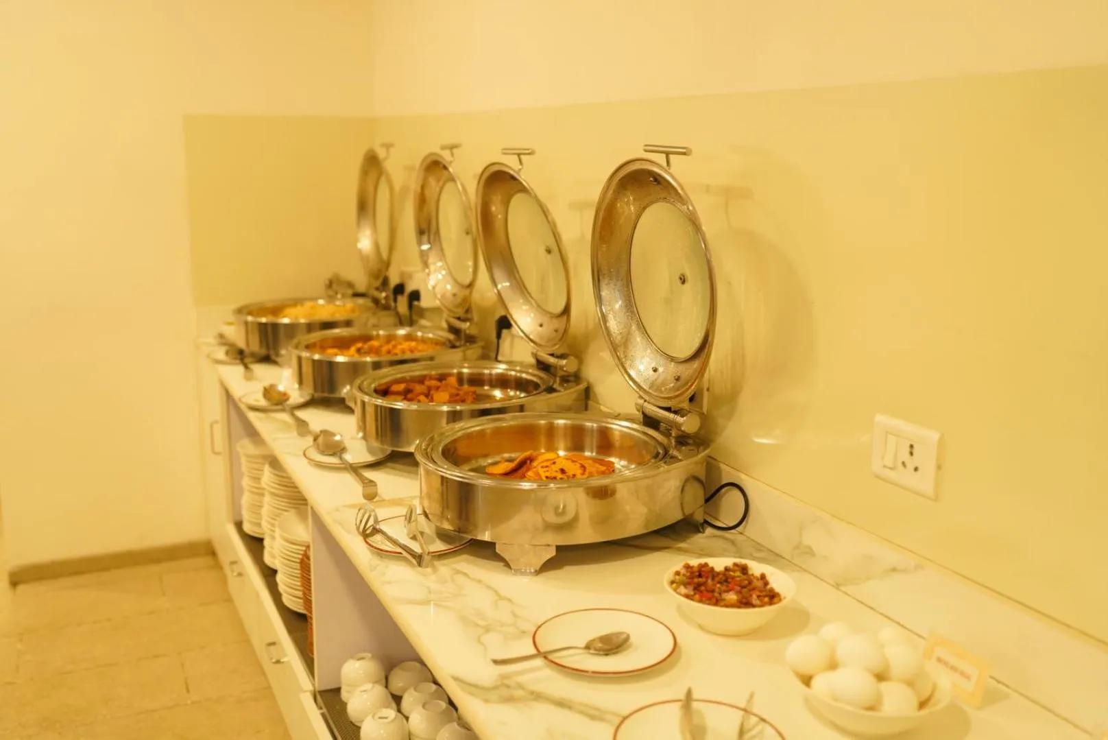 Breakfast in Z Bliss Suites, BKC