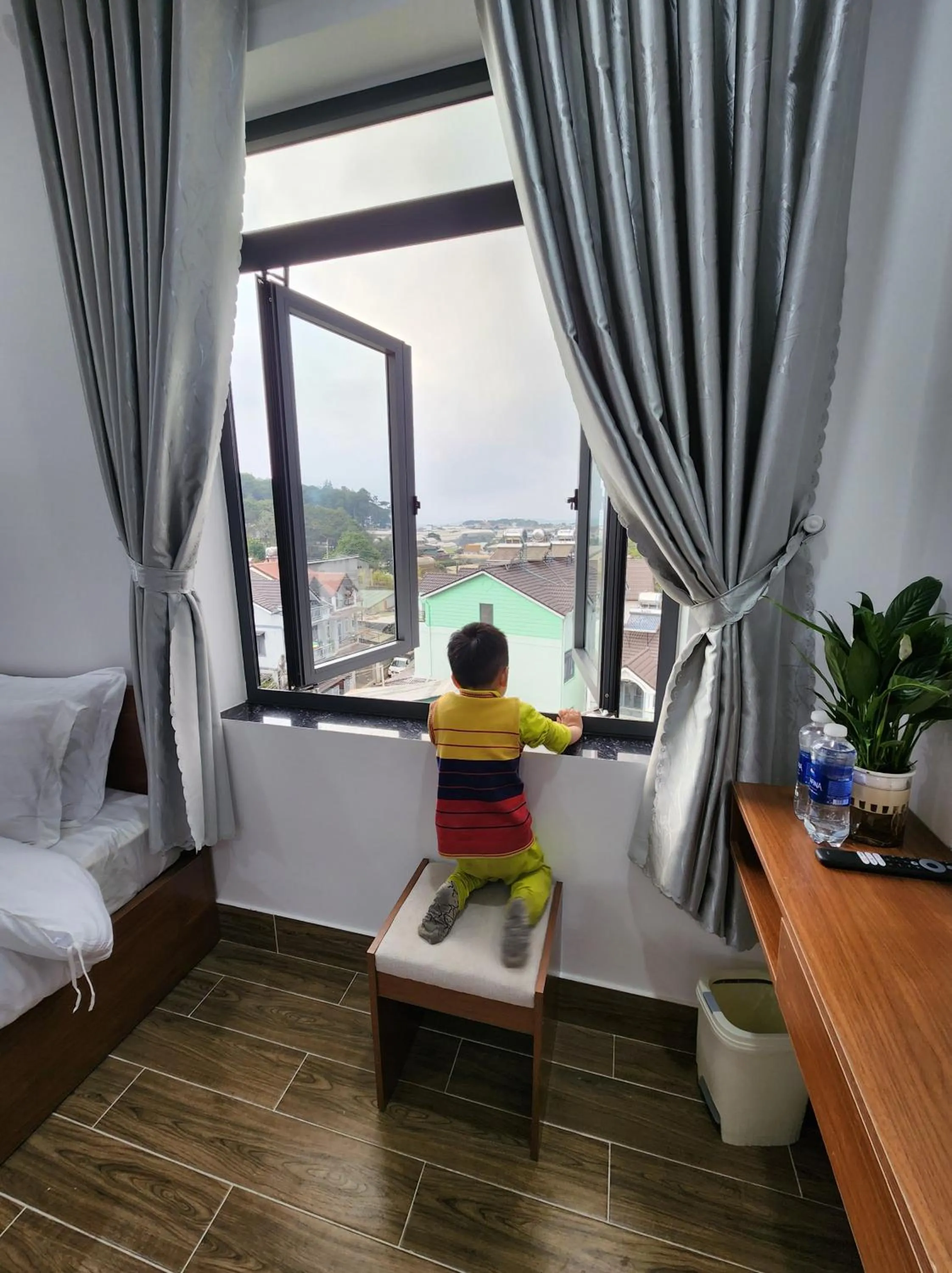 View (from property/room), Bed in Happy Bun Hotel Da Lat