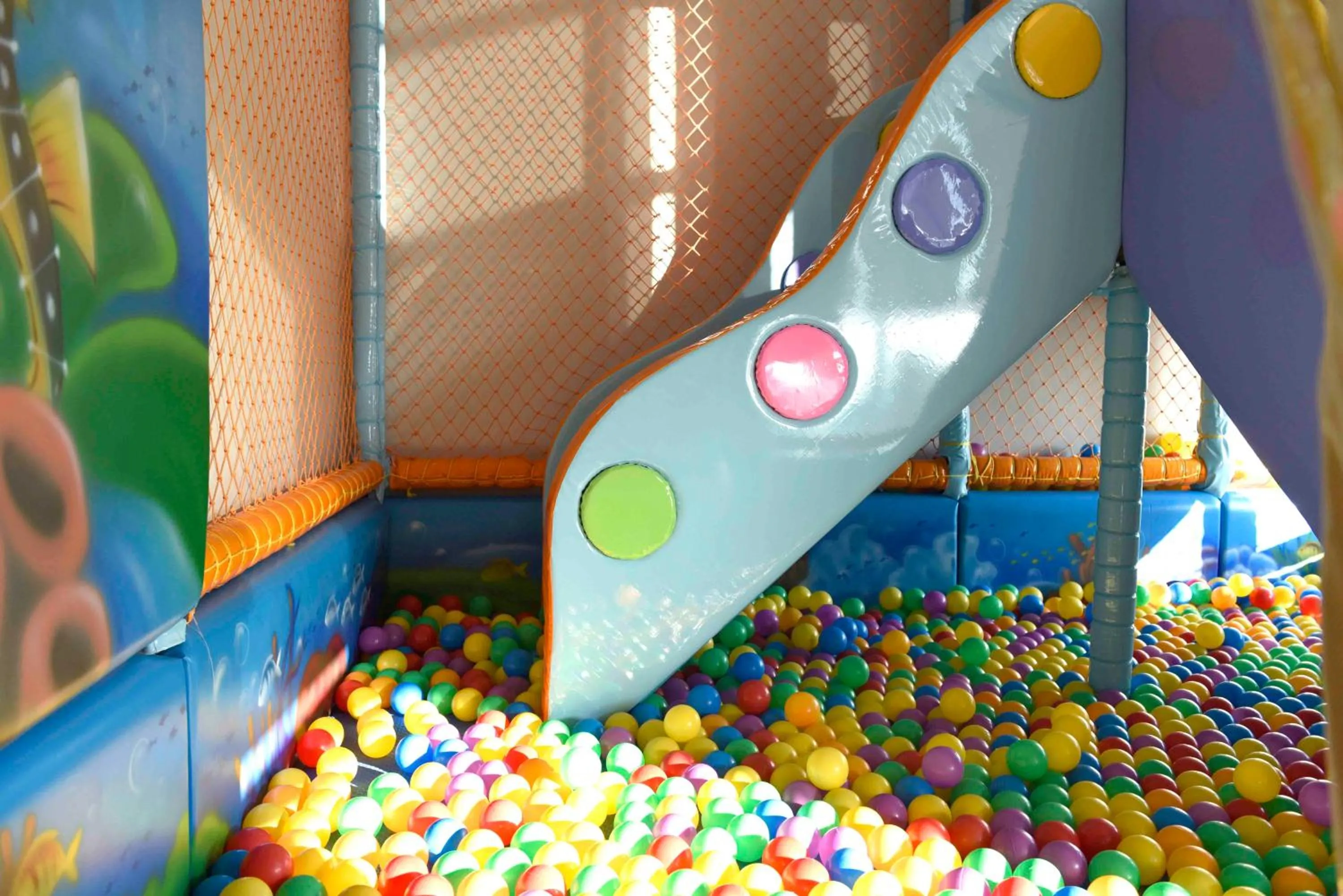 ไวท์ แซนด์ บีช เรสซิเดนซ์ พัทยา(White Sand Beach Residences Pattaya)