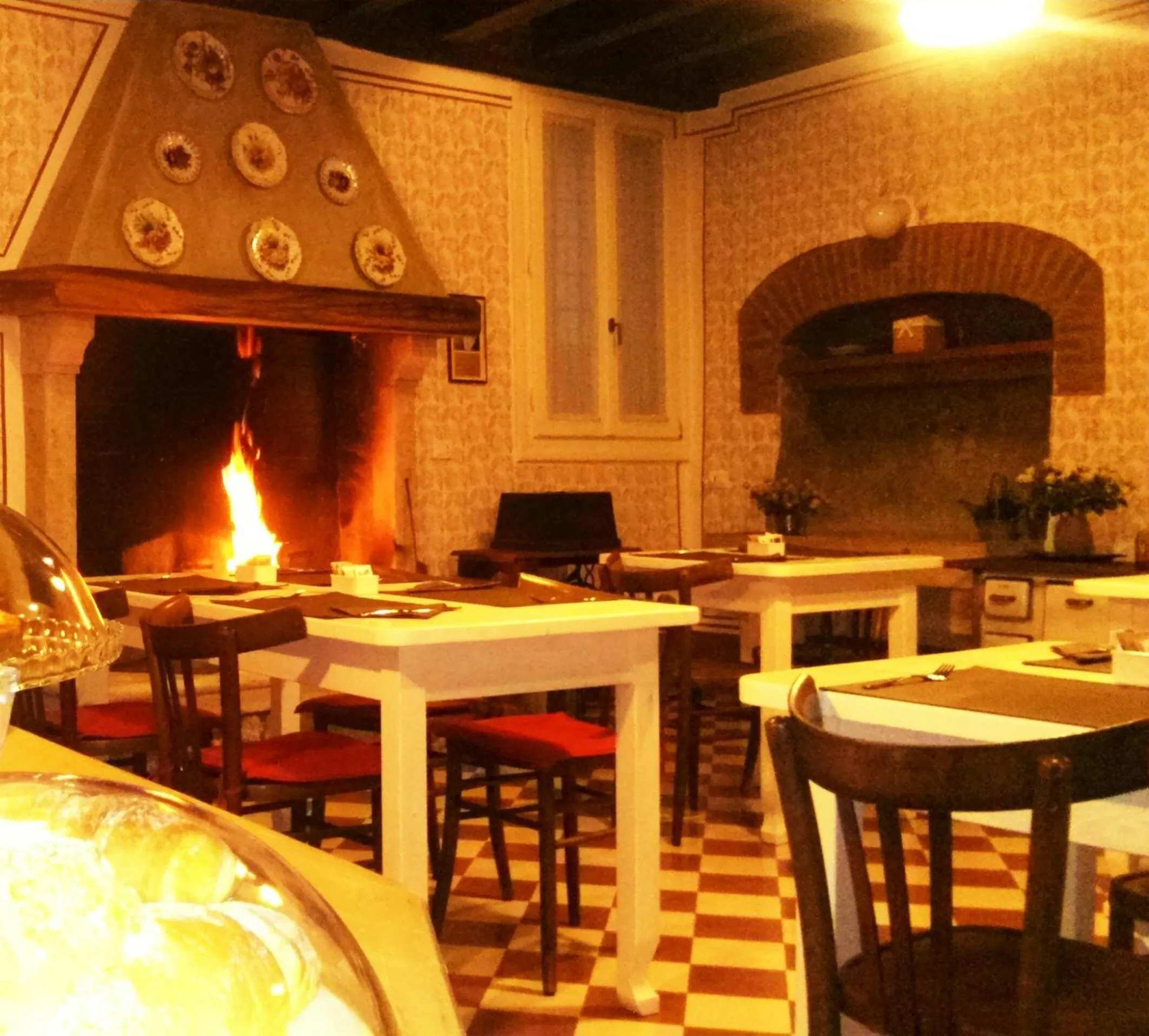 Restaurant/places to eat in Hotel Albergo al Sole