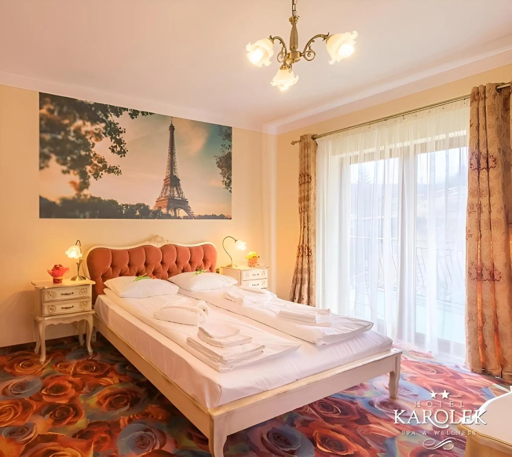 Bed in Hotel Karolek