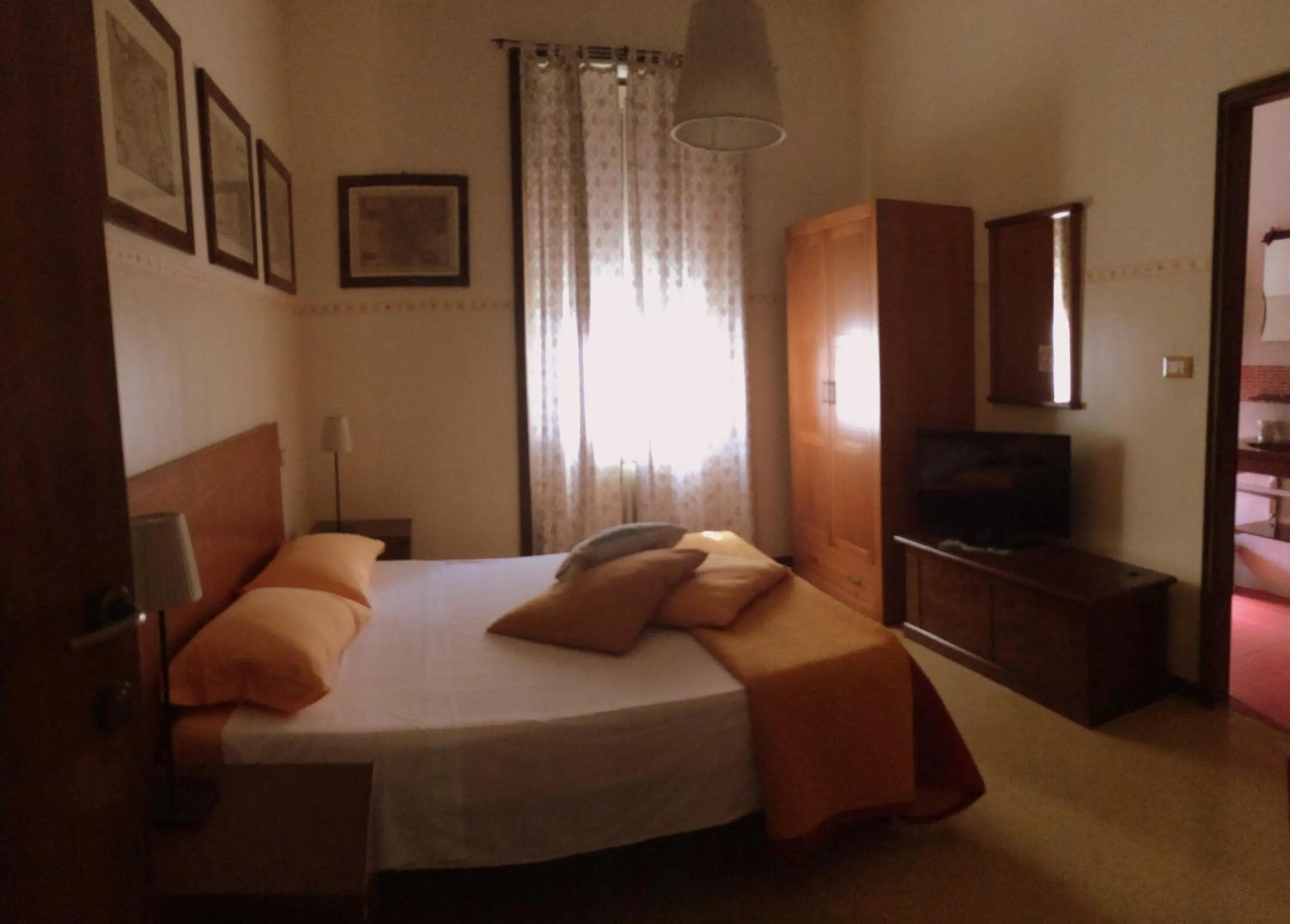 Photo of the whole room, Bed in B&B Borgomarino