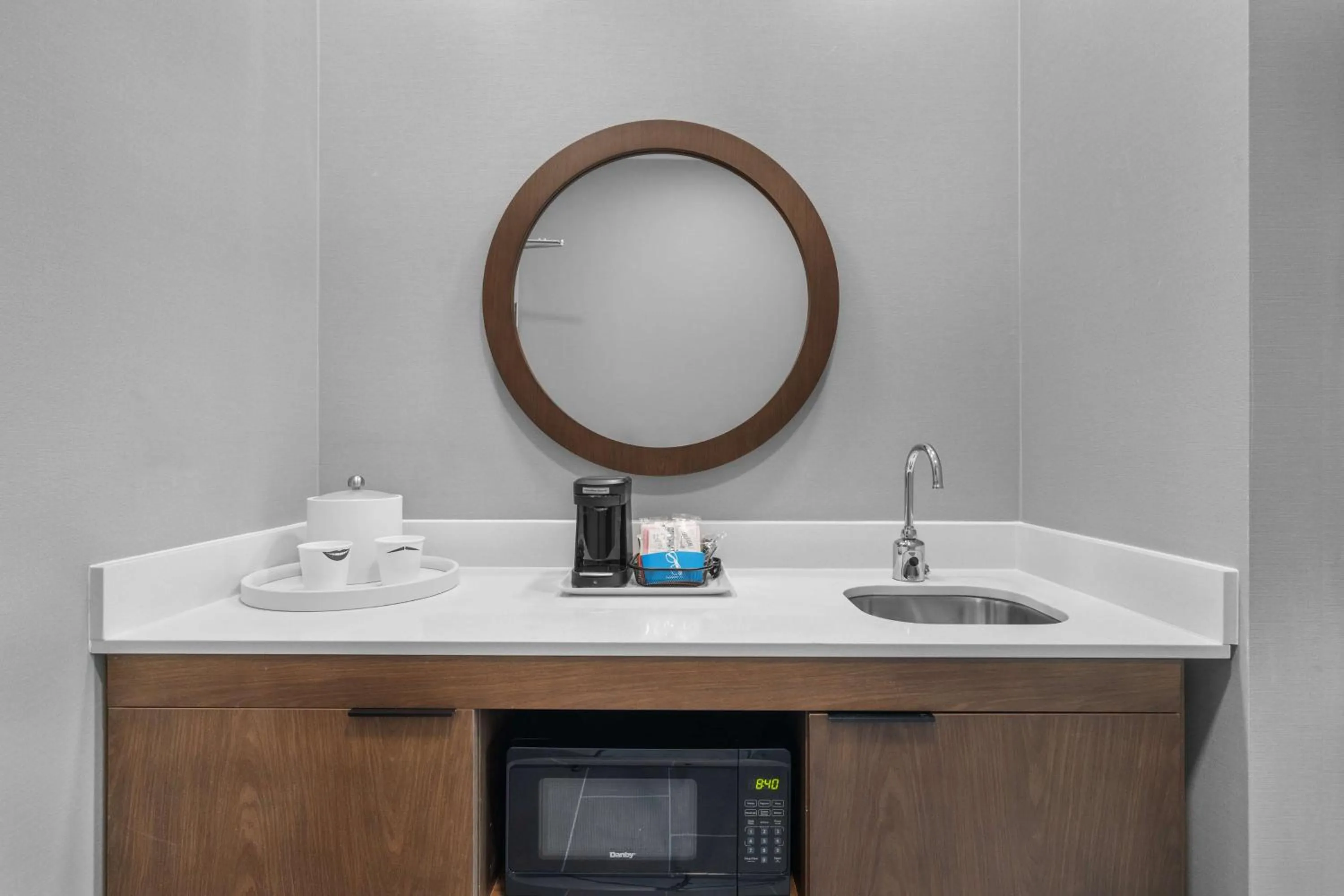 Photo of the whole room in Hampton Inn & Suites Bakersfield Central